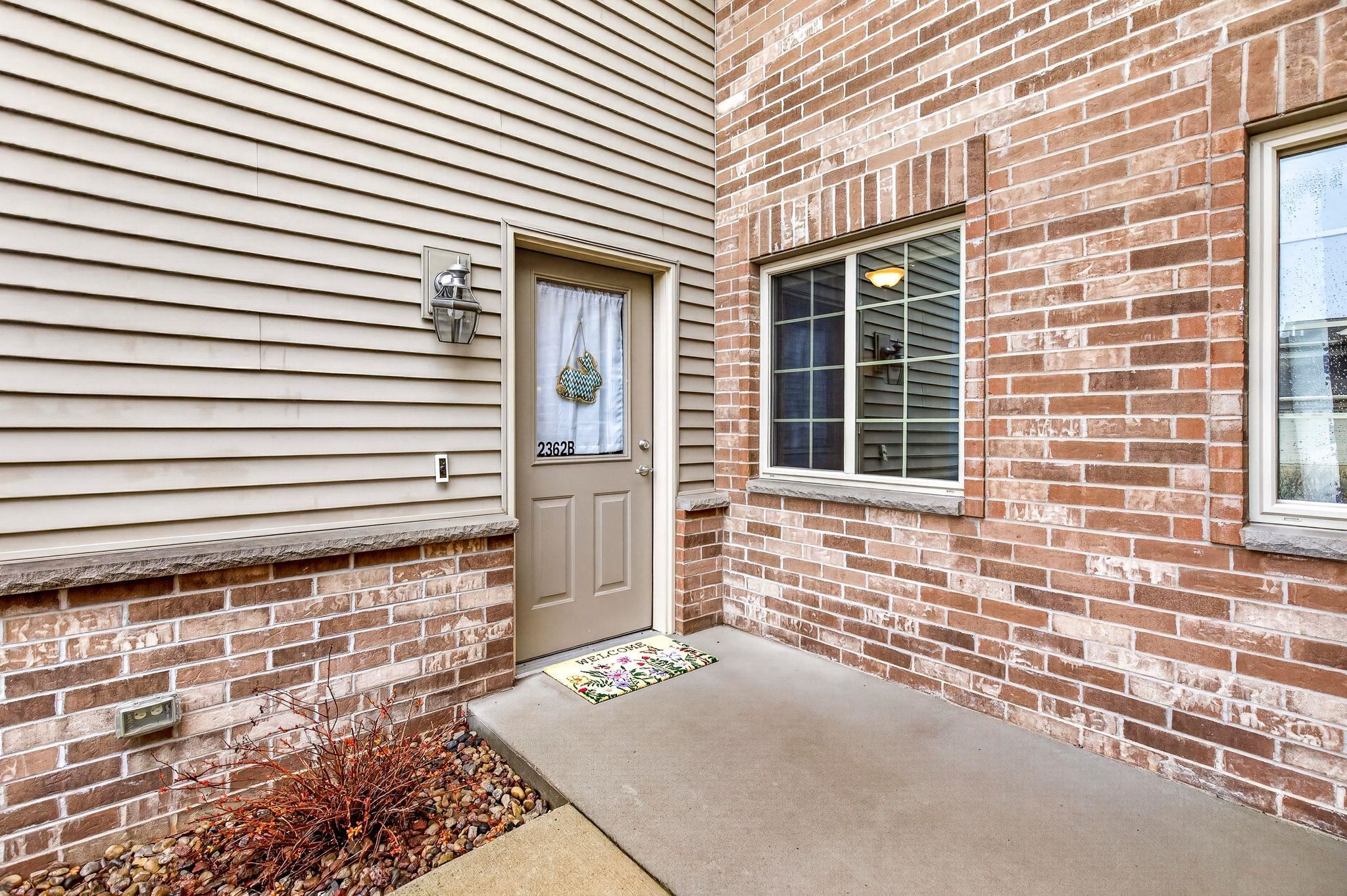 2362 PLANK Circle Unit: B