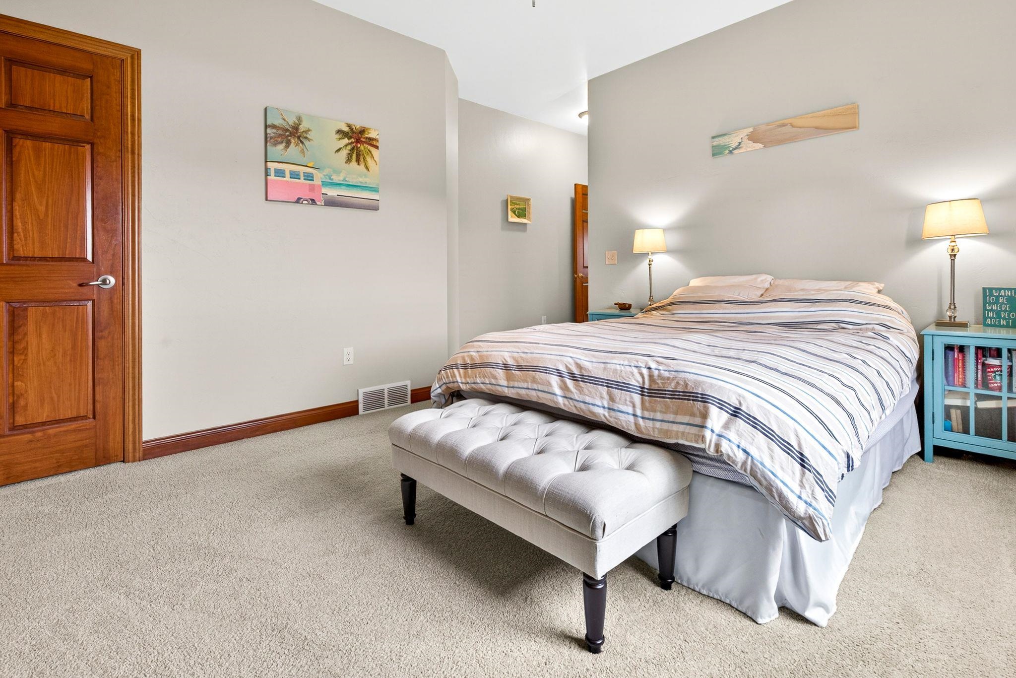 2362 PLANK Circle Unit: B