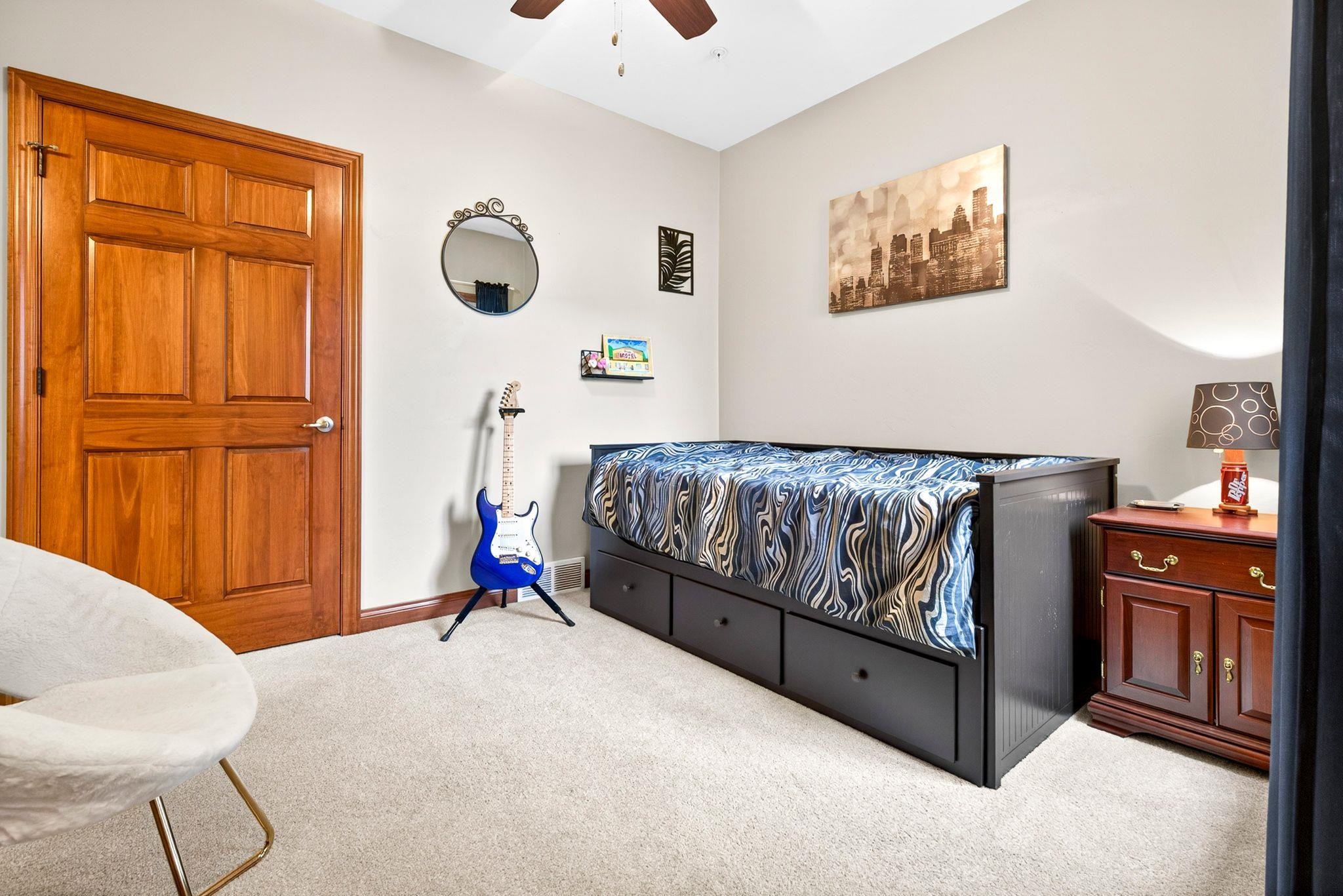 2362 PLANK Circle Unit: B