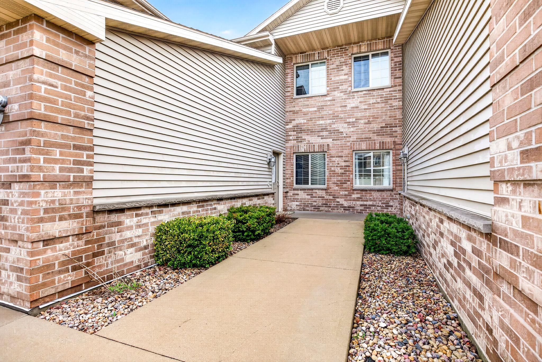 2362 PLANK Circle Unit: B