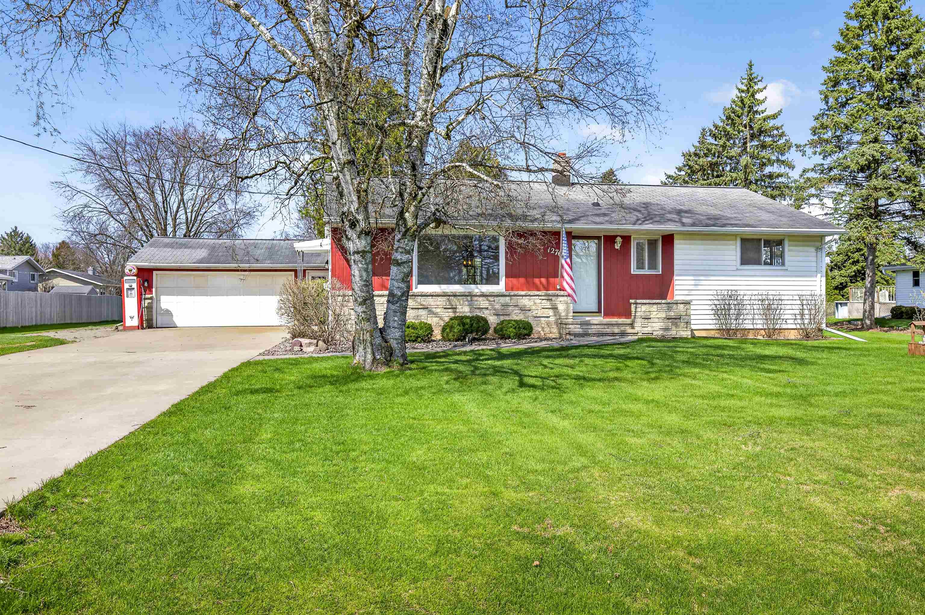 1276 IRISH Road
