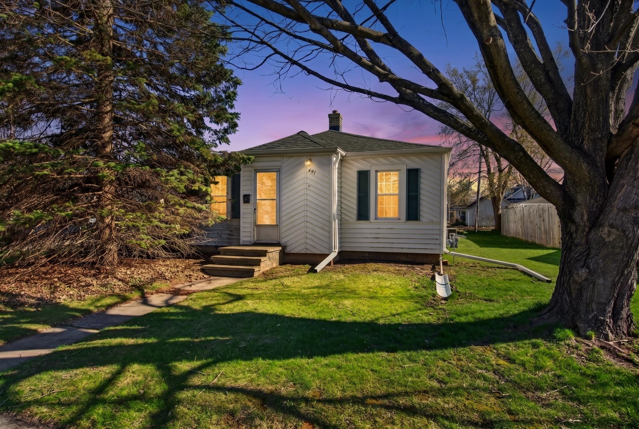 431 E COOLIDGE Avenue