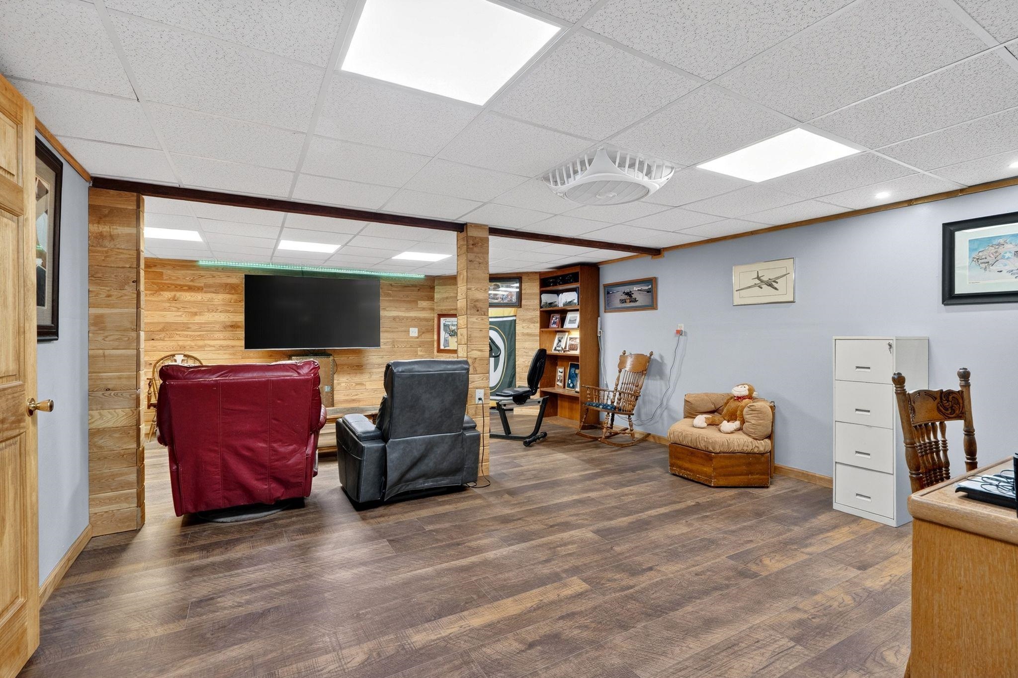 16503 THELEN Road
