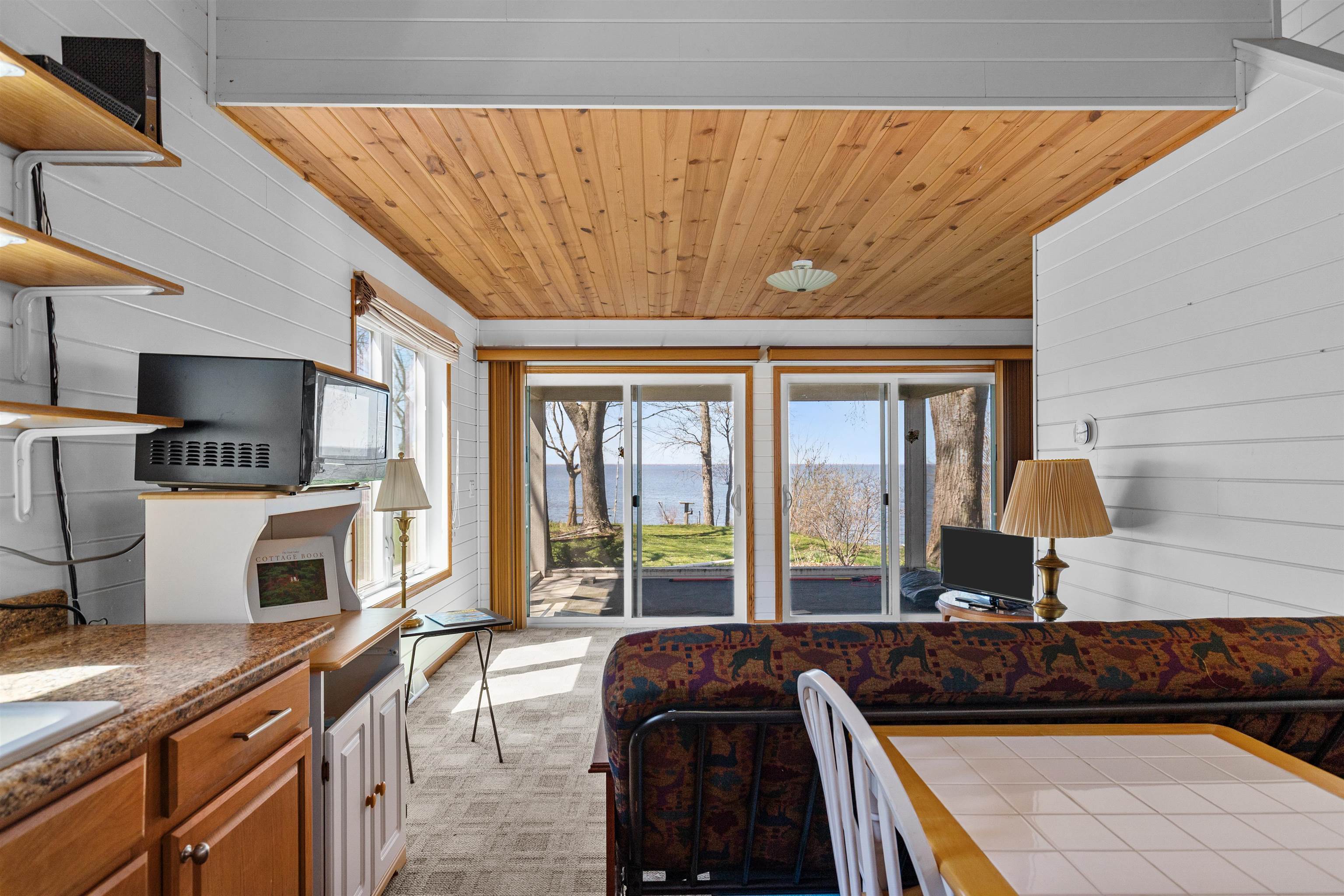 N9896 WINNEBAGO HEIGHTS Road