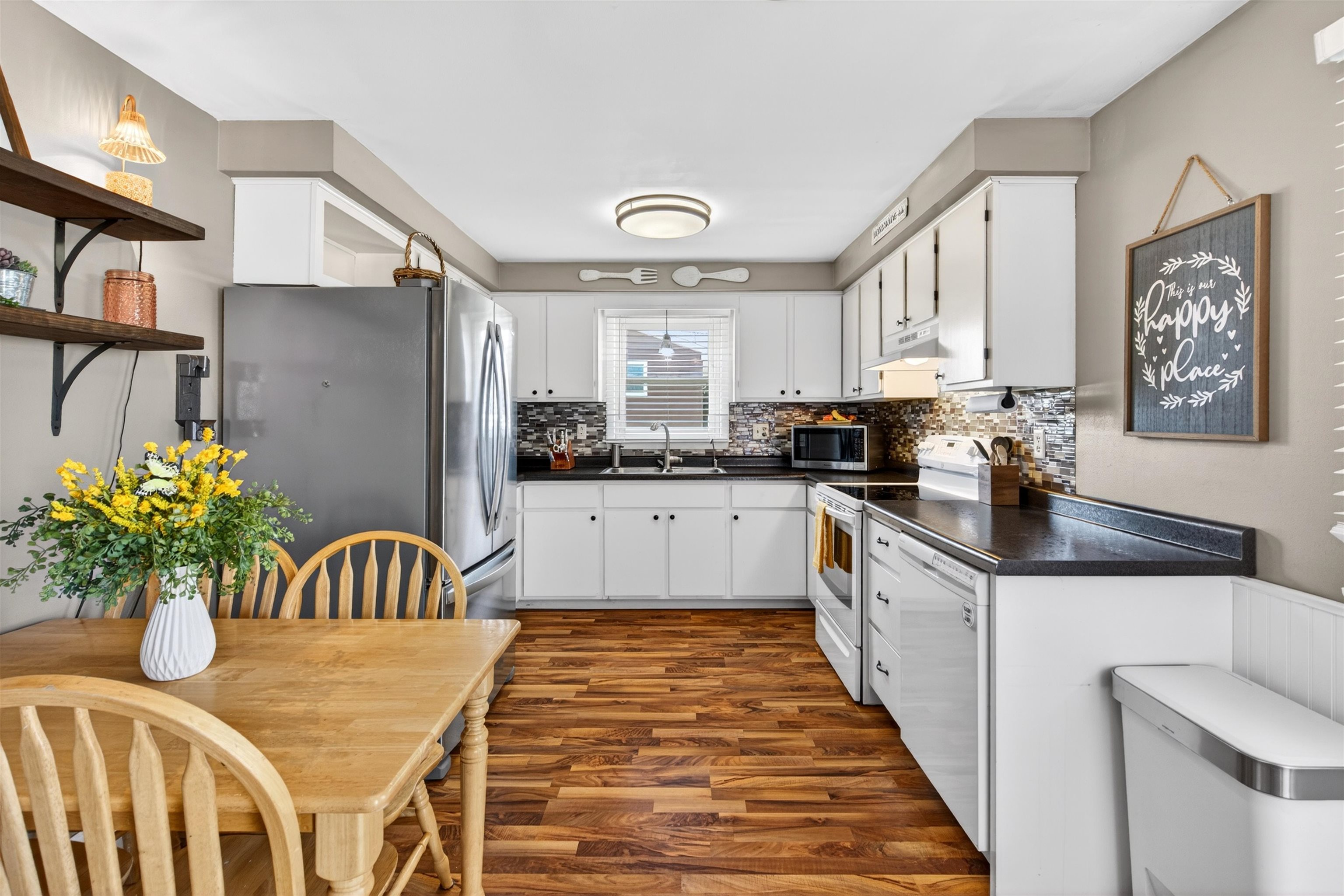 2505 LAVERNE Lane
