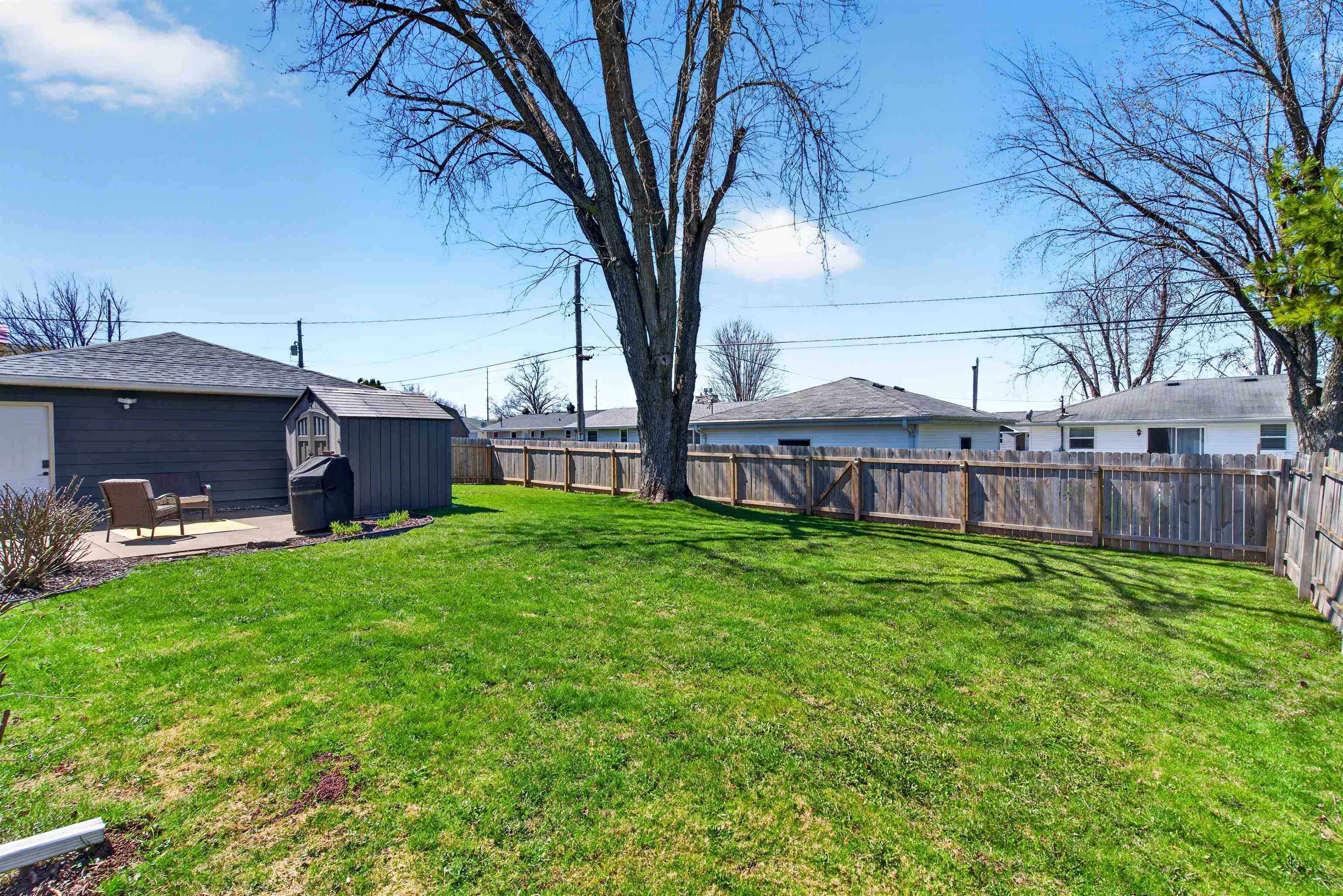 2505 LAVERNE Lane