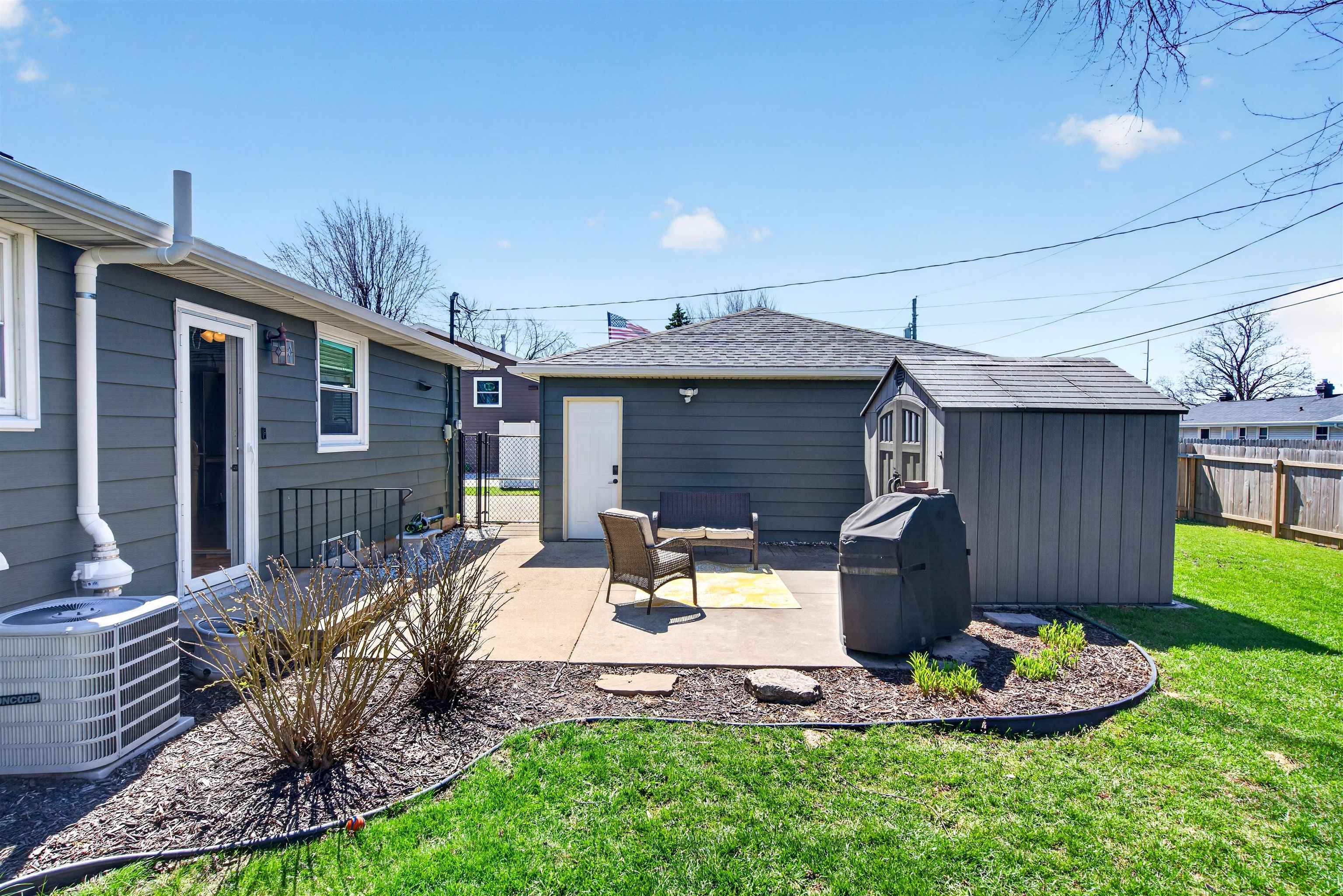 2505 LAVERNE Lane
