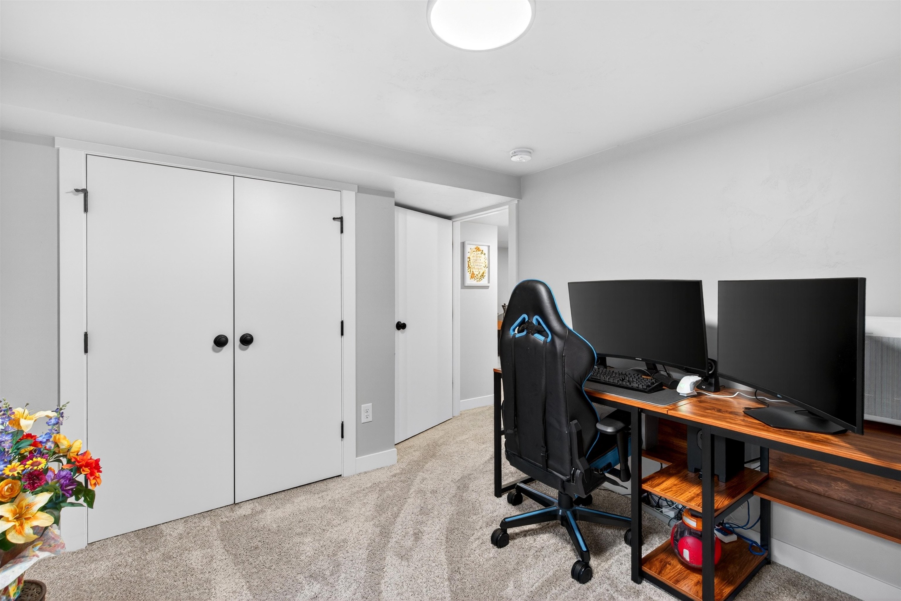2505 LAVERNE Lane