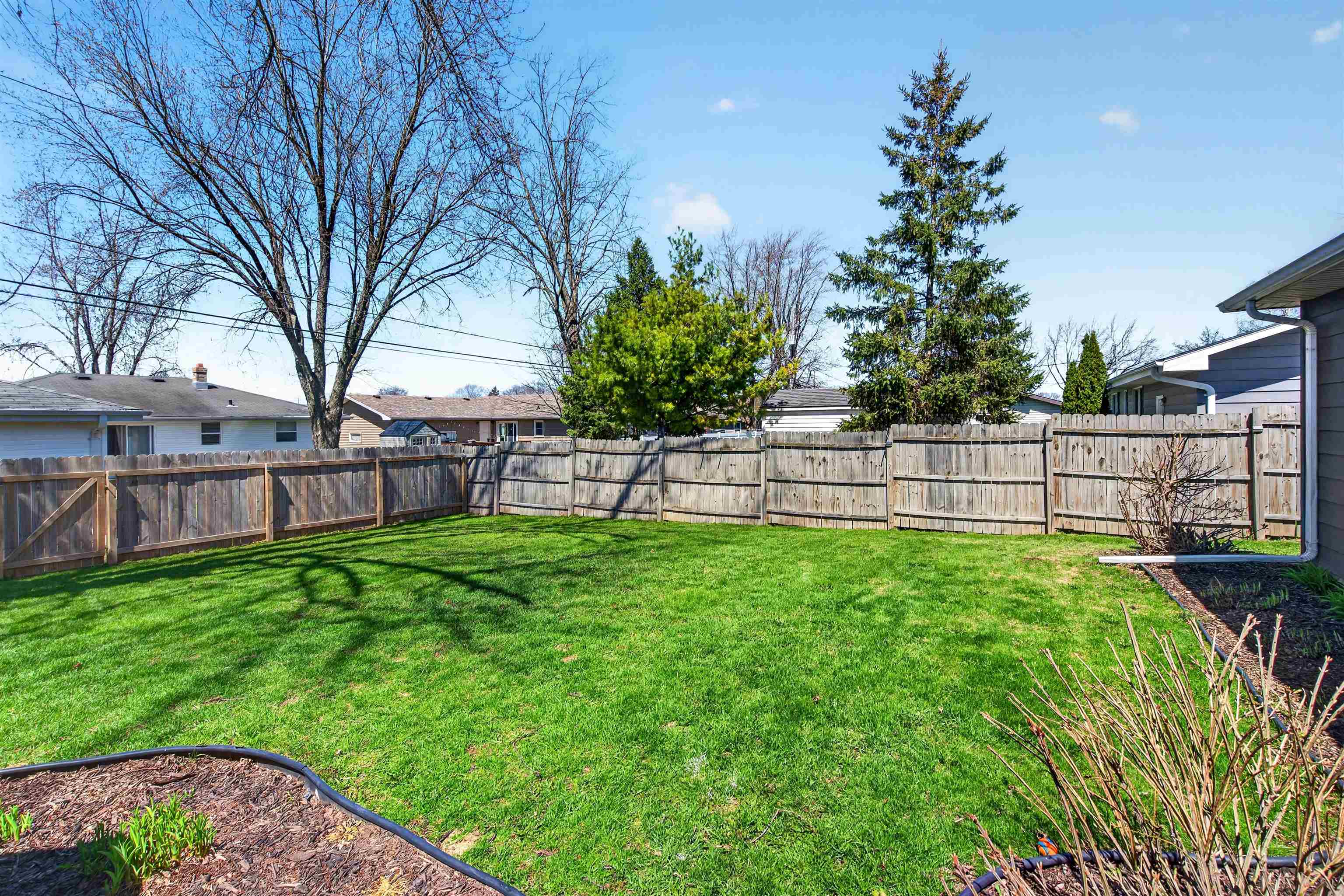 2505 LAVERNE Lane