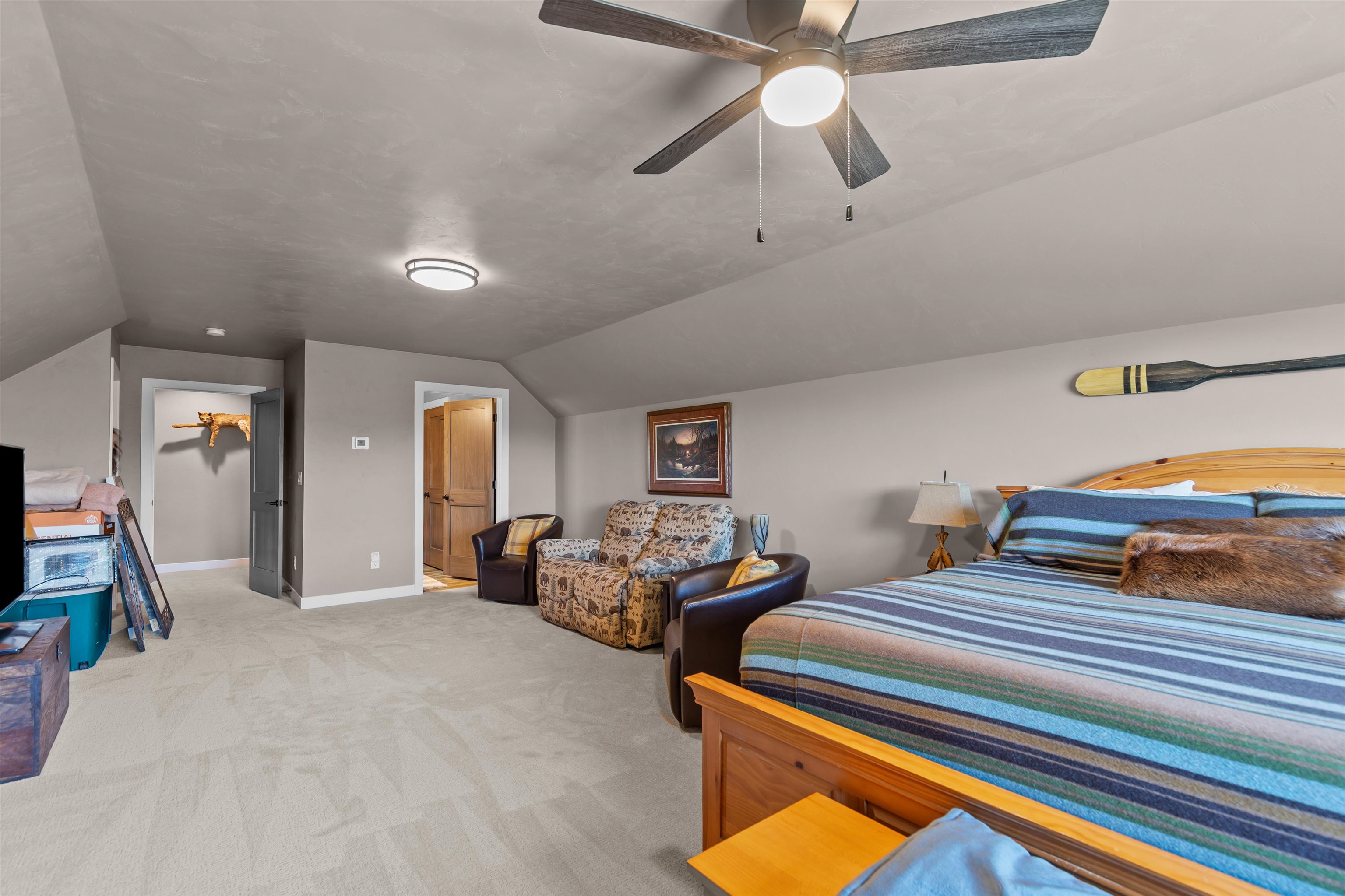 W881 SUMMIT Court