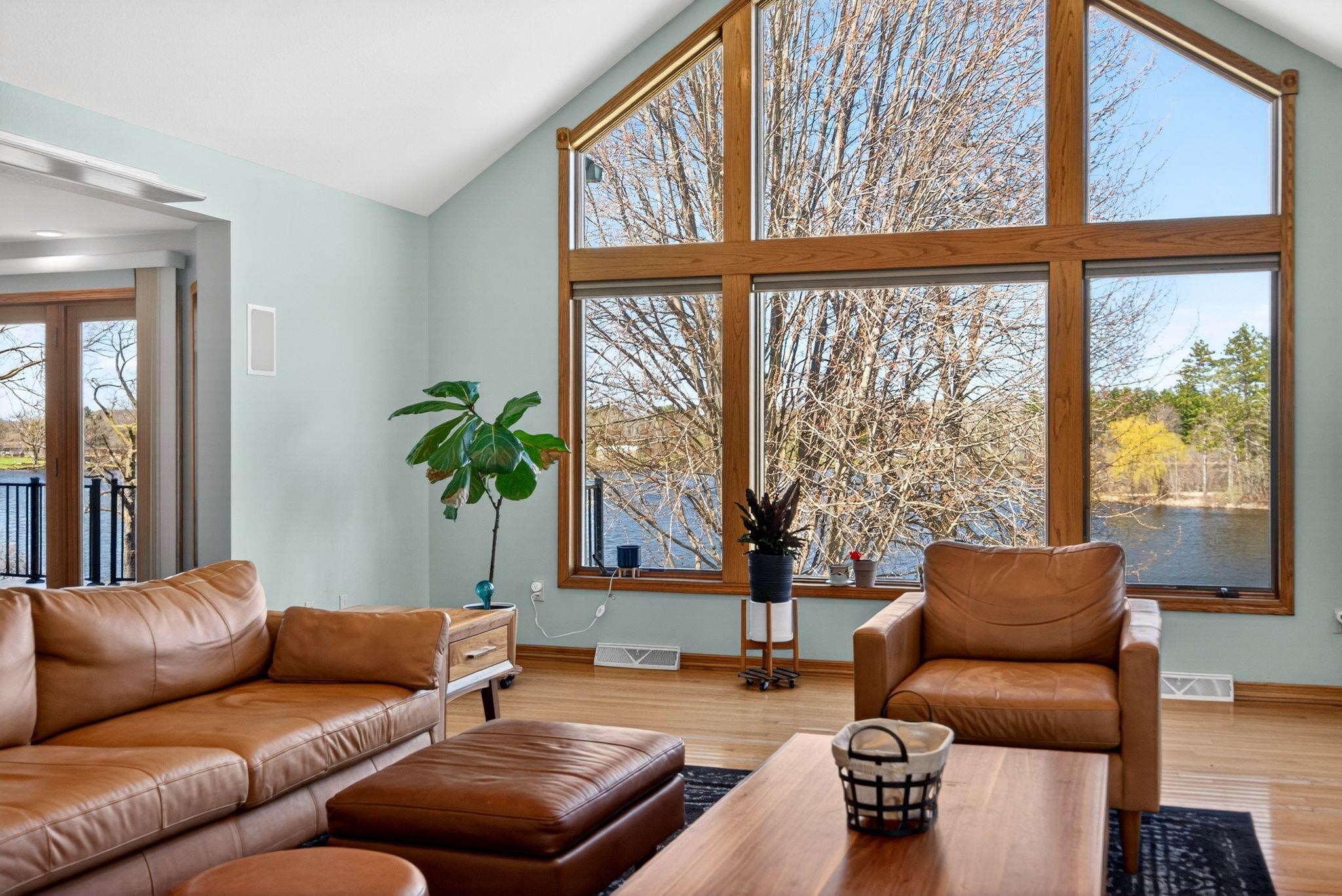 76 SHORE Drive