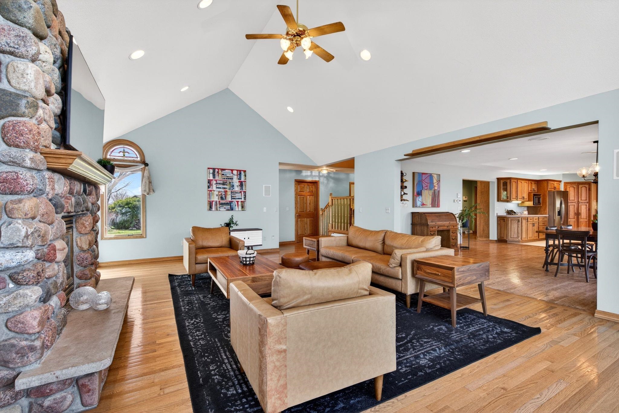 76 SHORE Drive