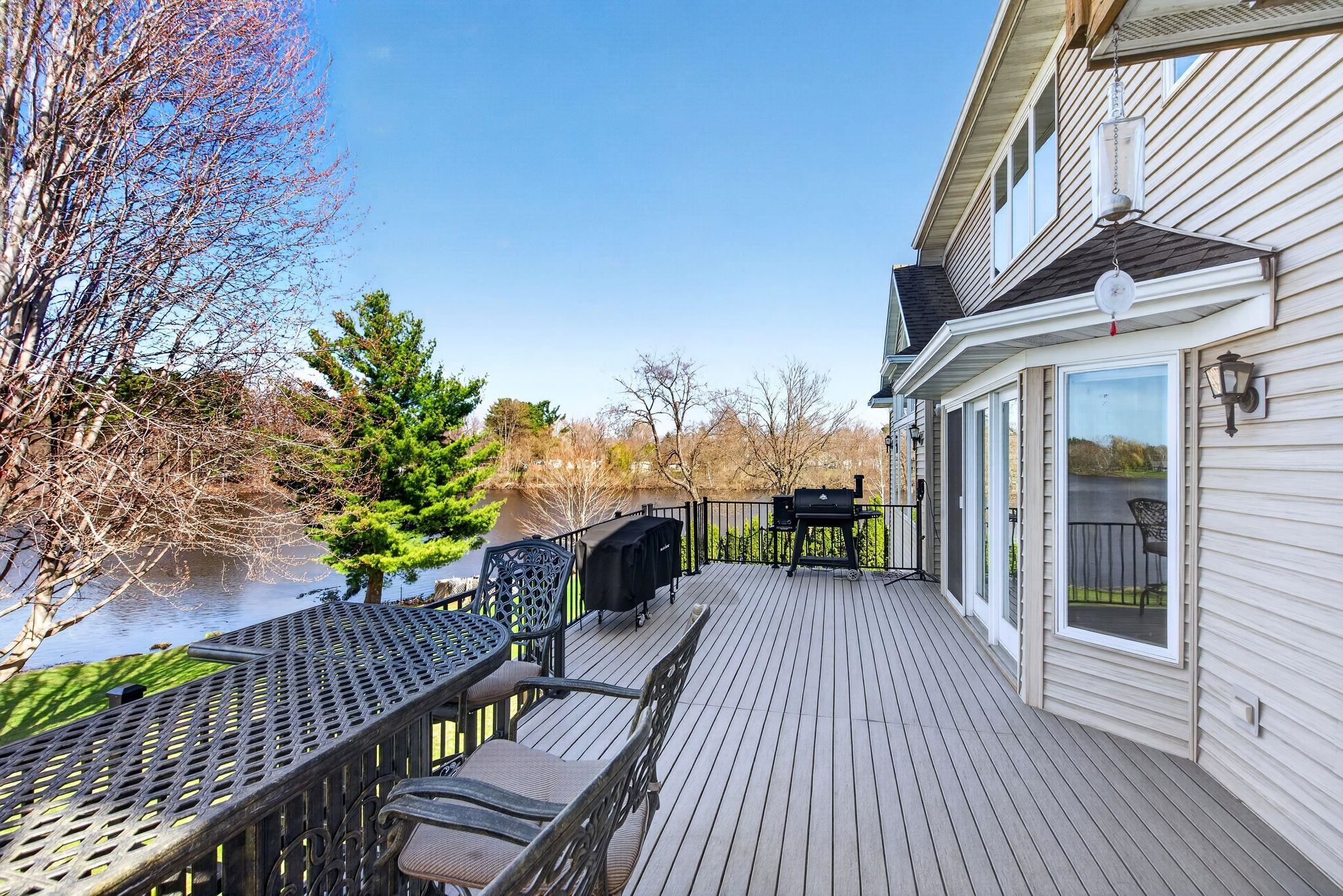 76 SHORE Drive