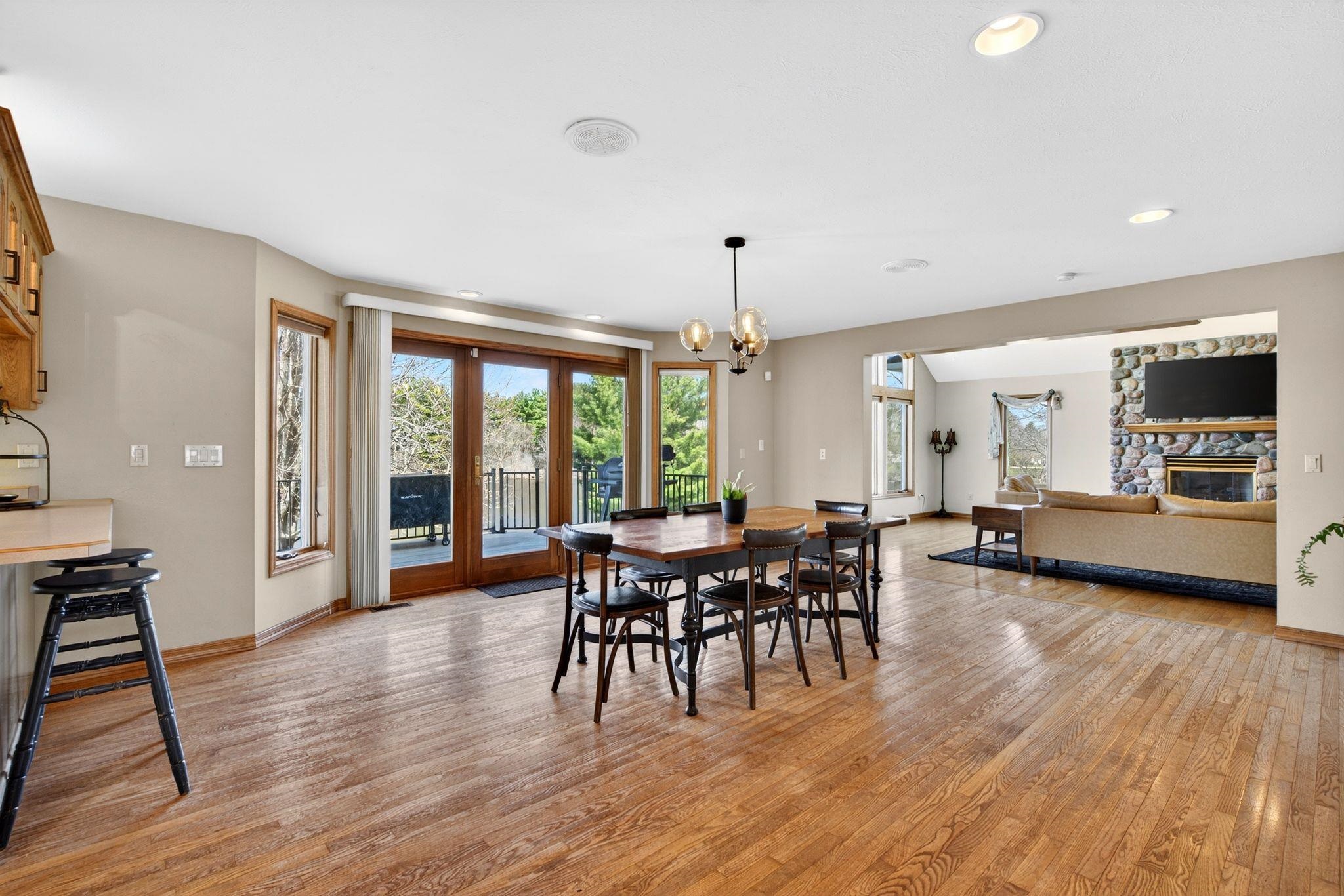 76 SHORE Drive