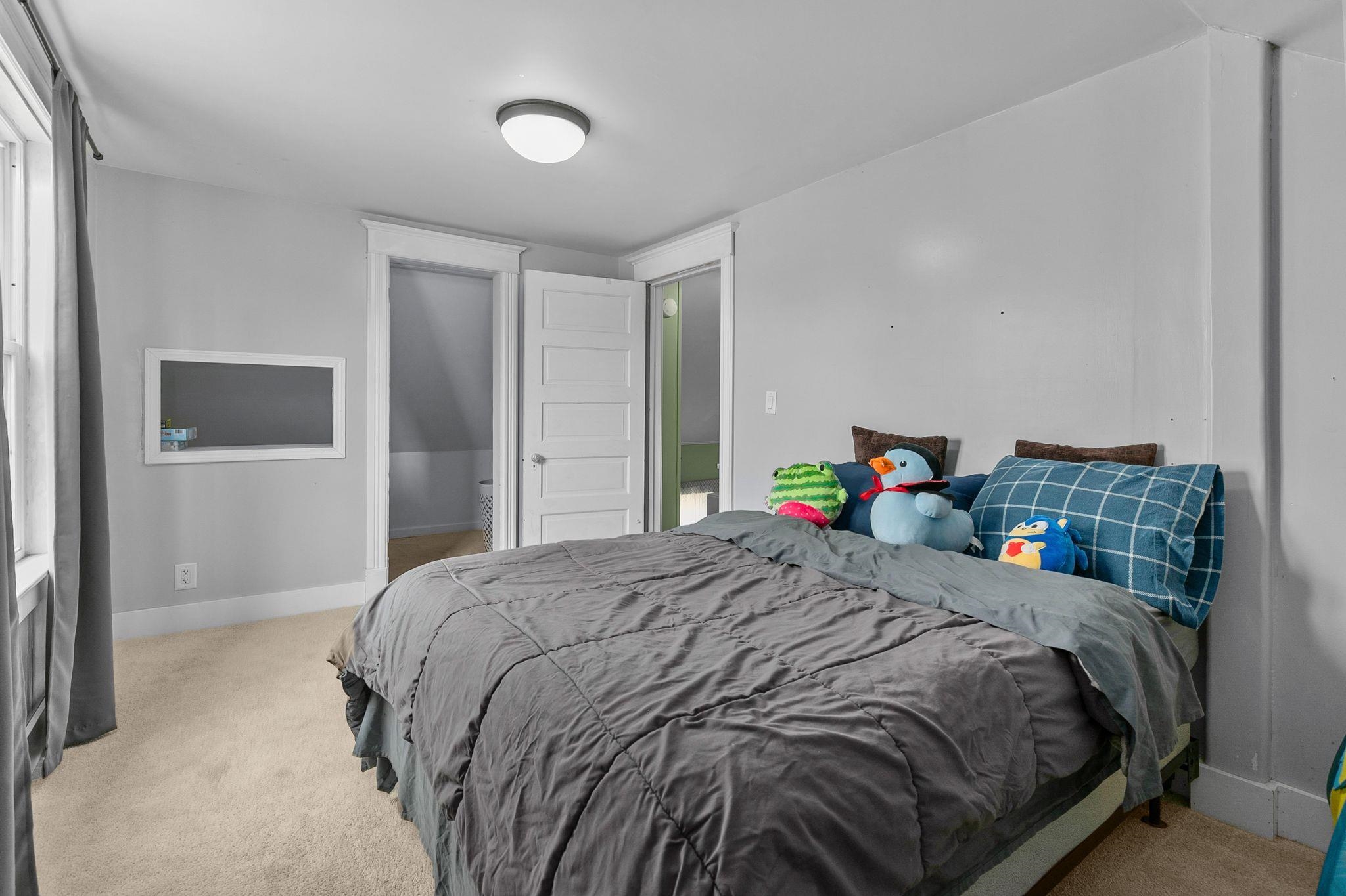 1401 WALNUT Street