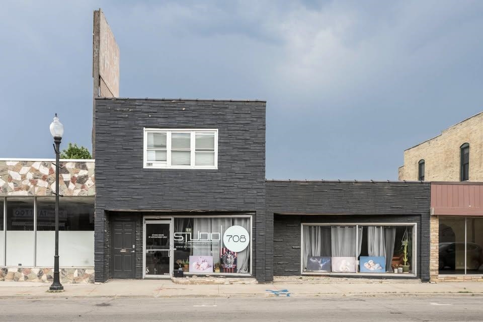 708 OREGON Street