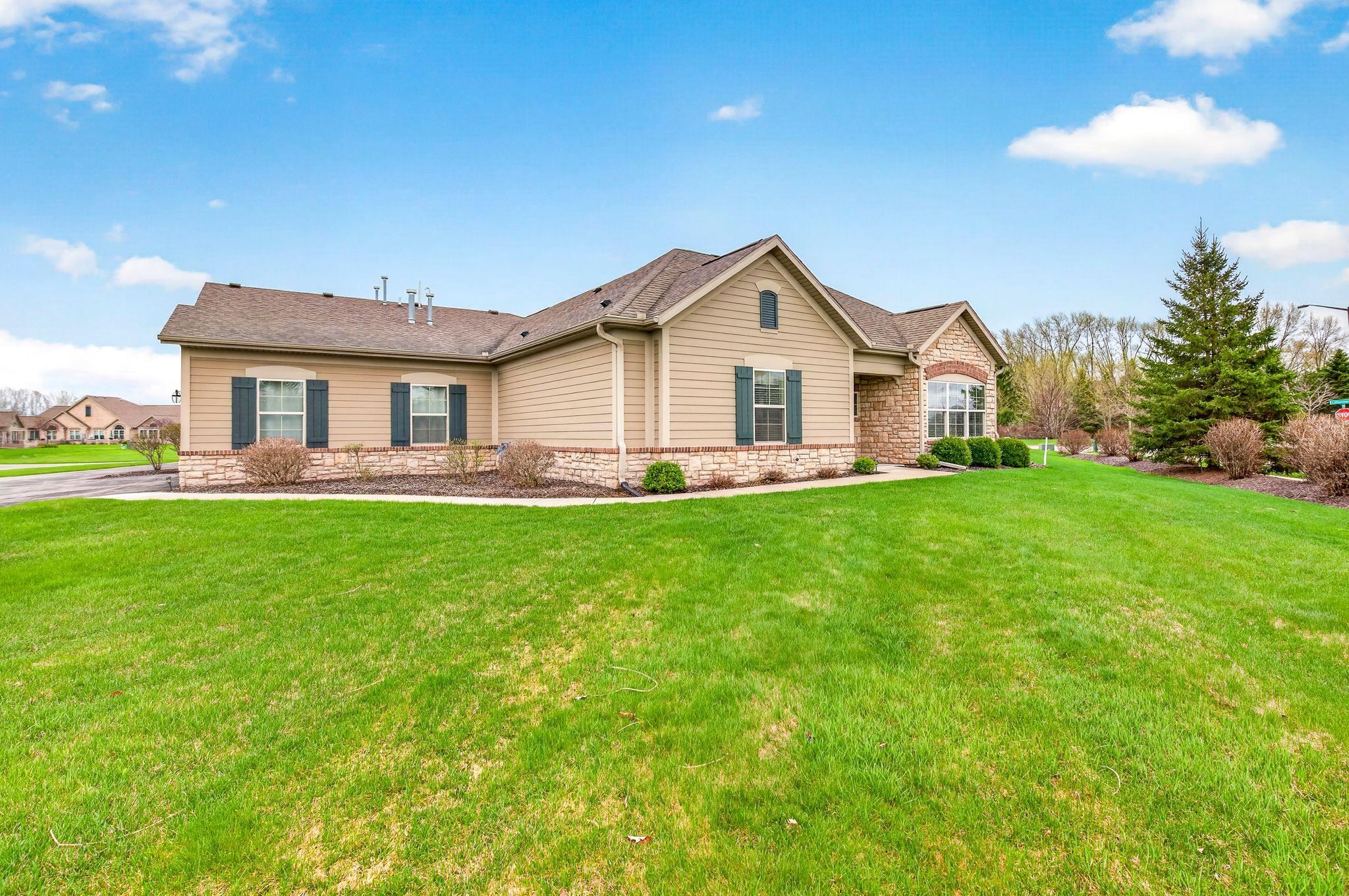 2104 E MILESTONE Drive