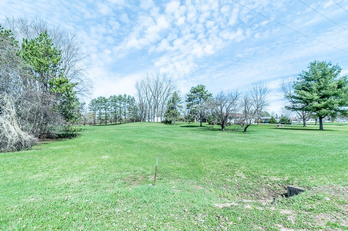 160 RIVERVIEW Drive