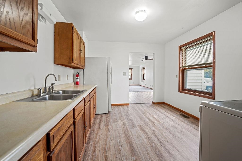 318 STERLING Avenue