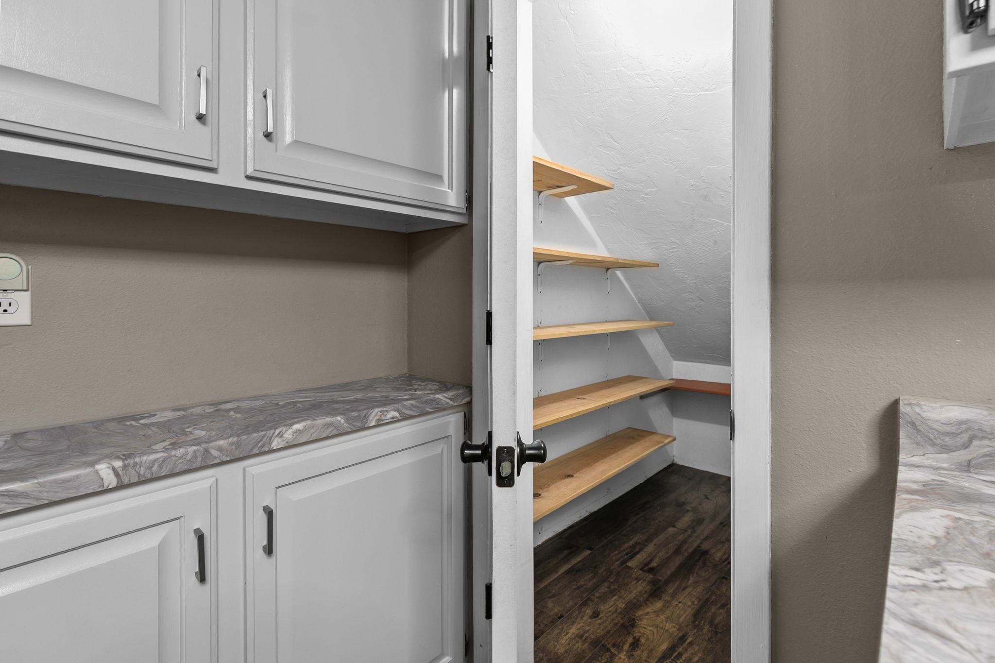 2206 MEADOWBROOK Court Unit: A