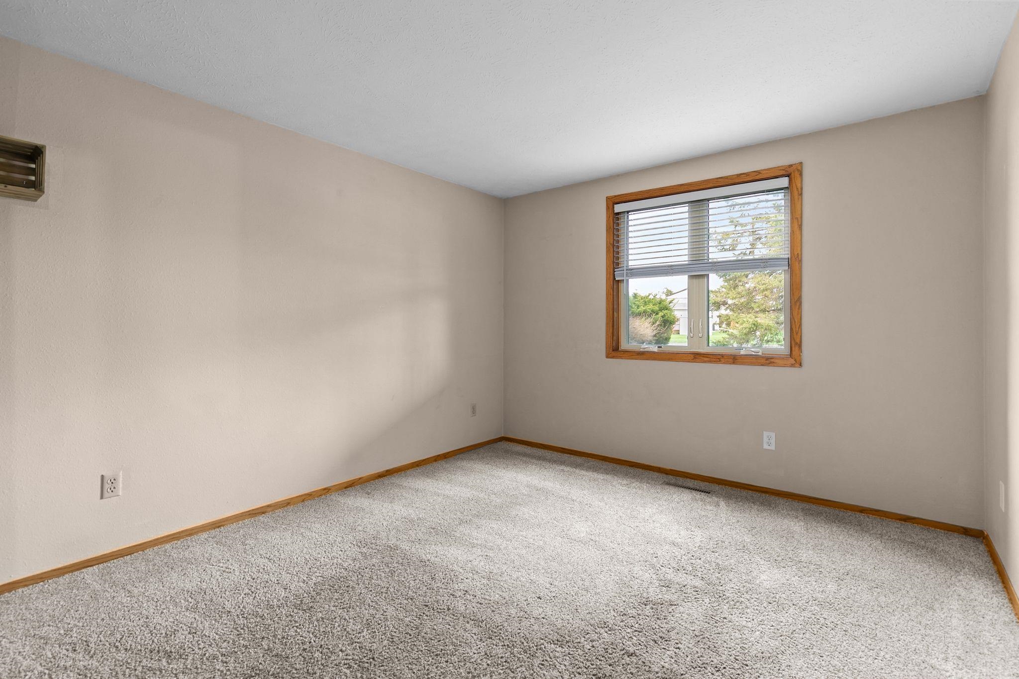2206 MEADOWBROOK Court Unit: A