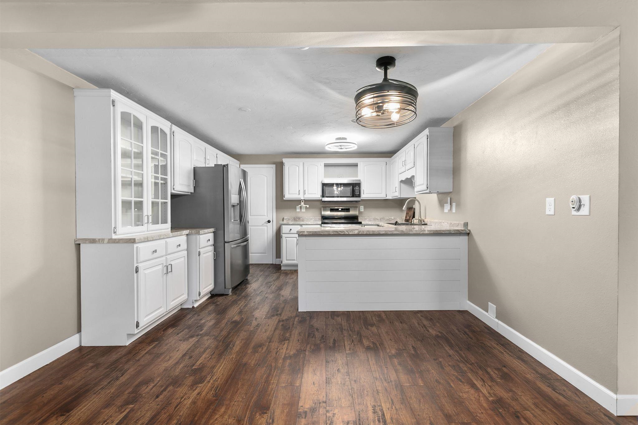 2206 MEADOWBROOK Court Unit: A