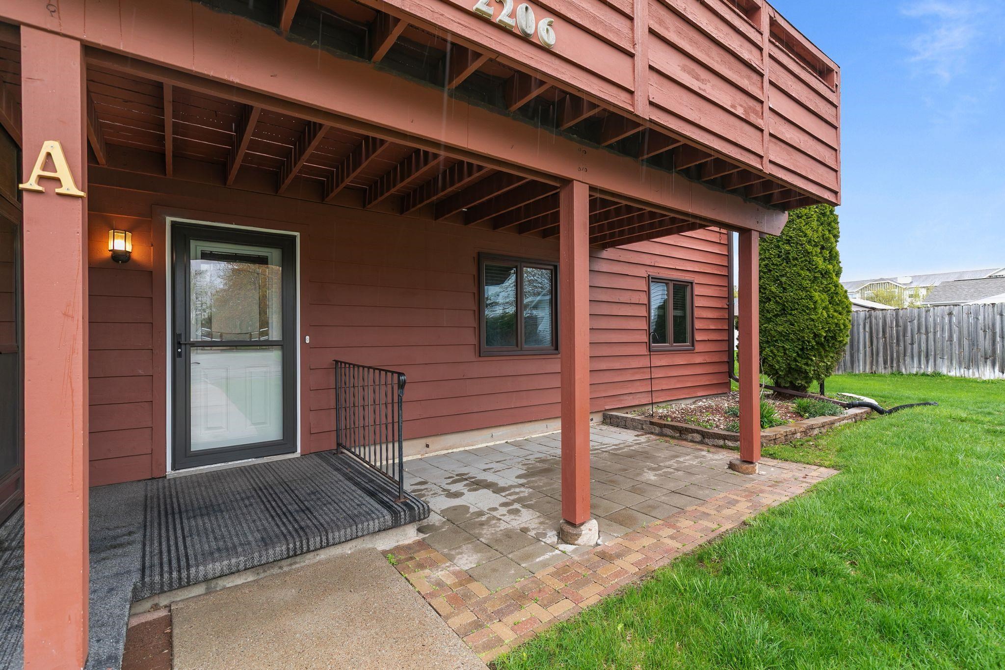 2206 MEADOWBROOK Court Unit: A