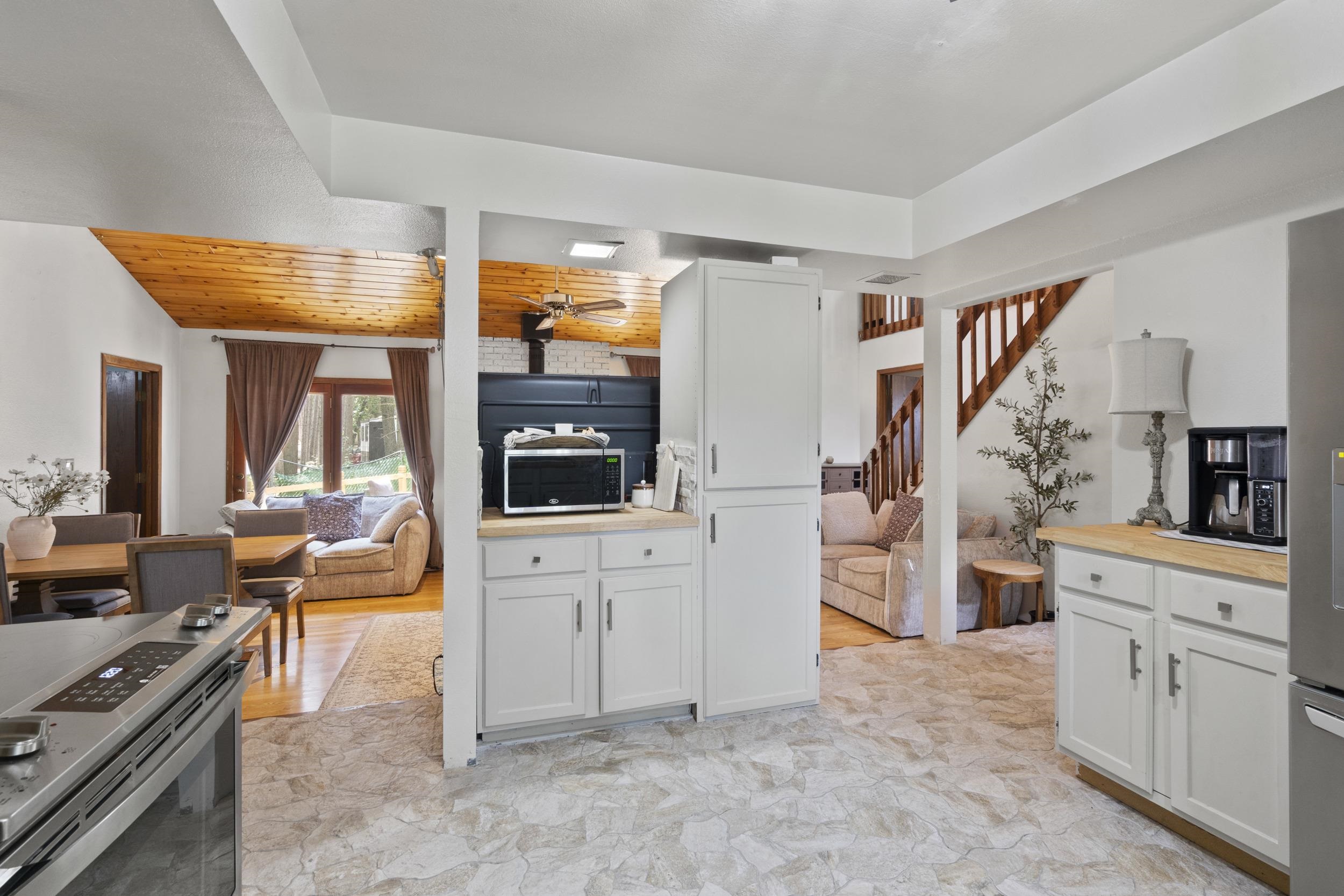 W4609 S PEARL LAKE Road