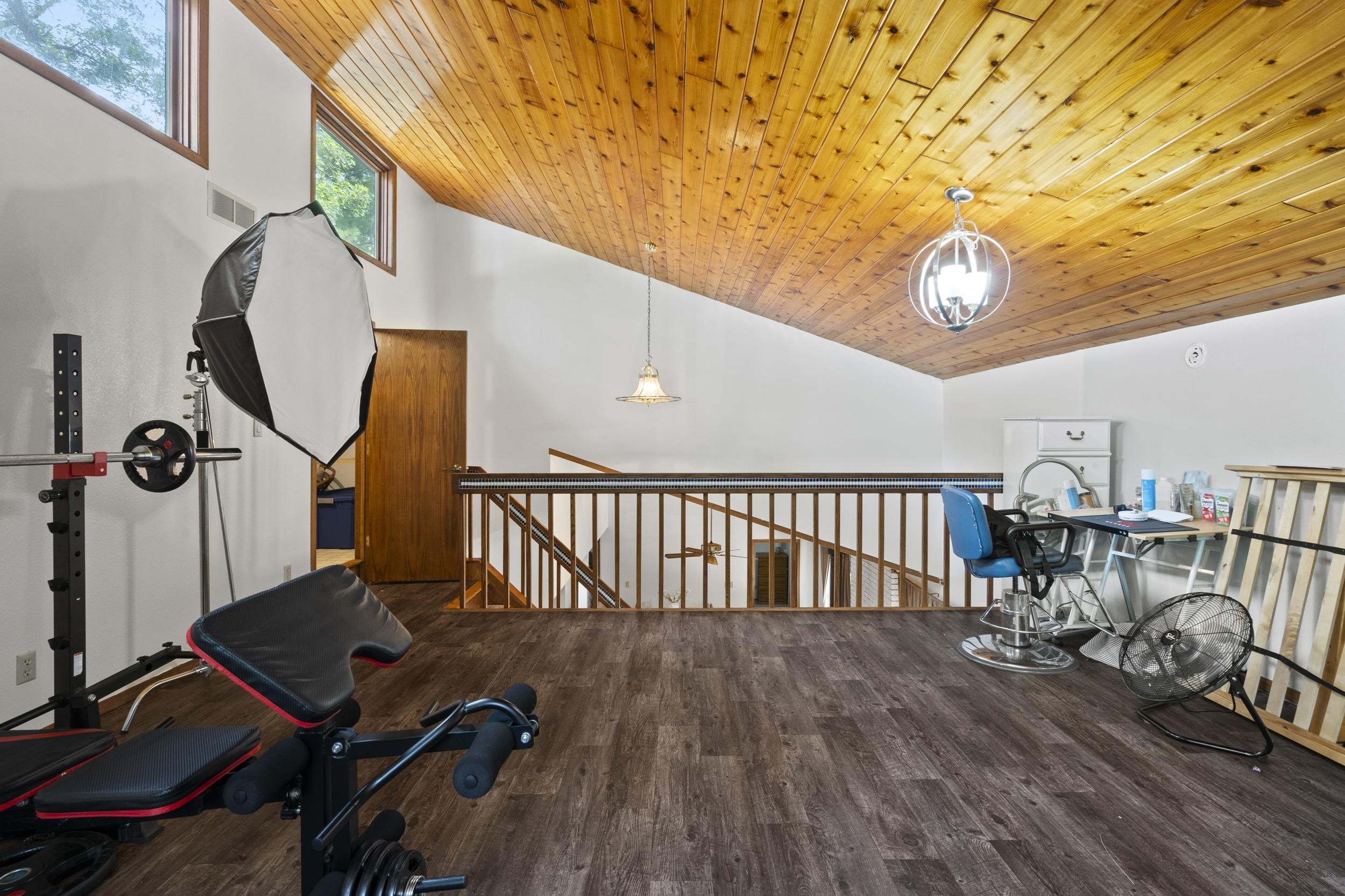 W4609 S PEARL LAKE Road