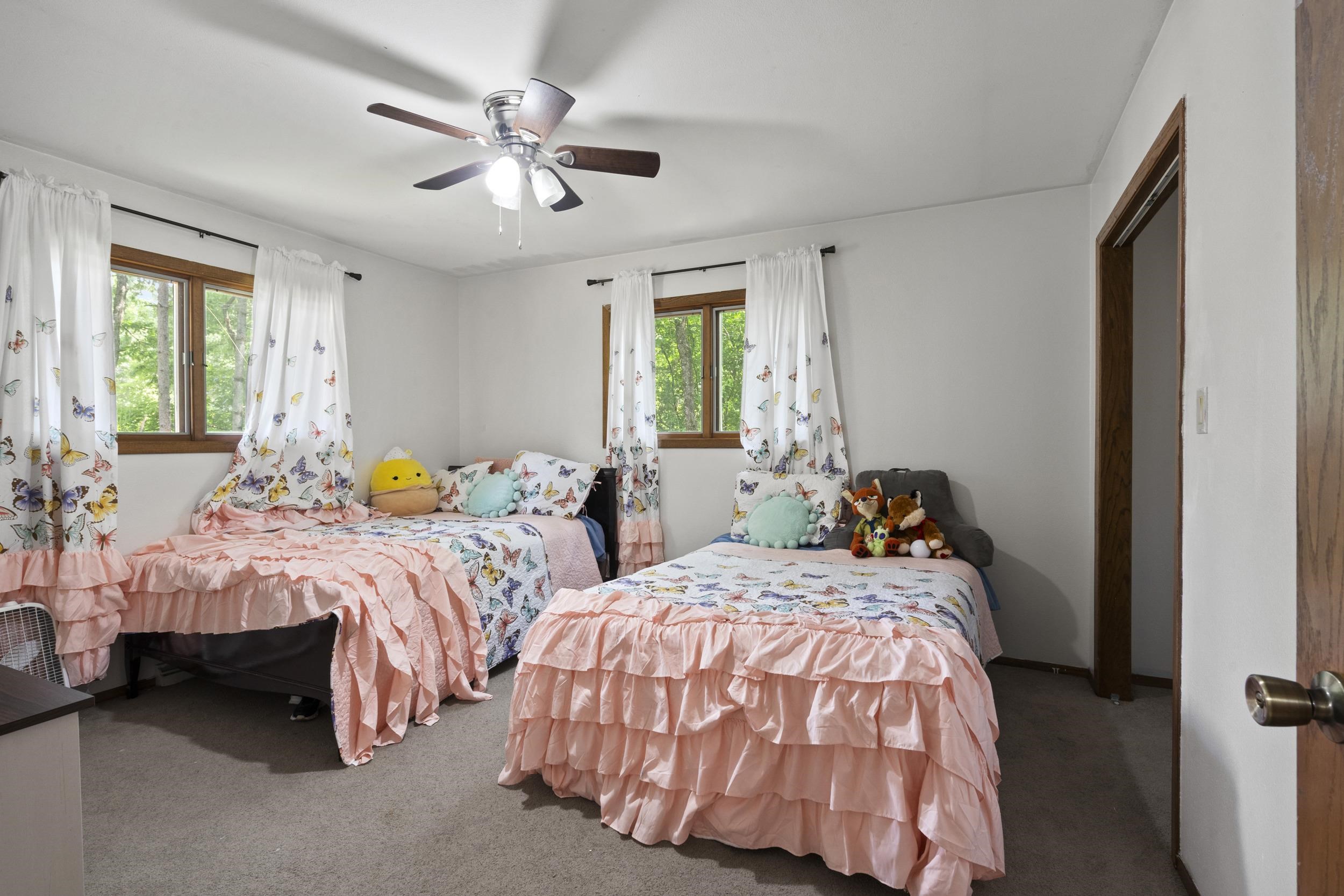 W4609 S PEARL LAKE Road