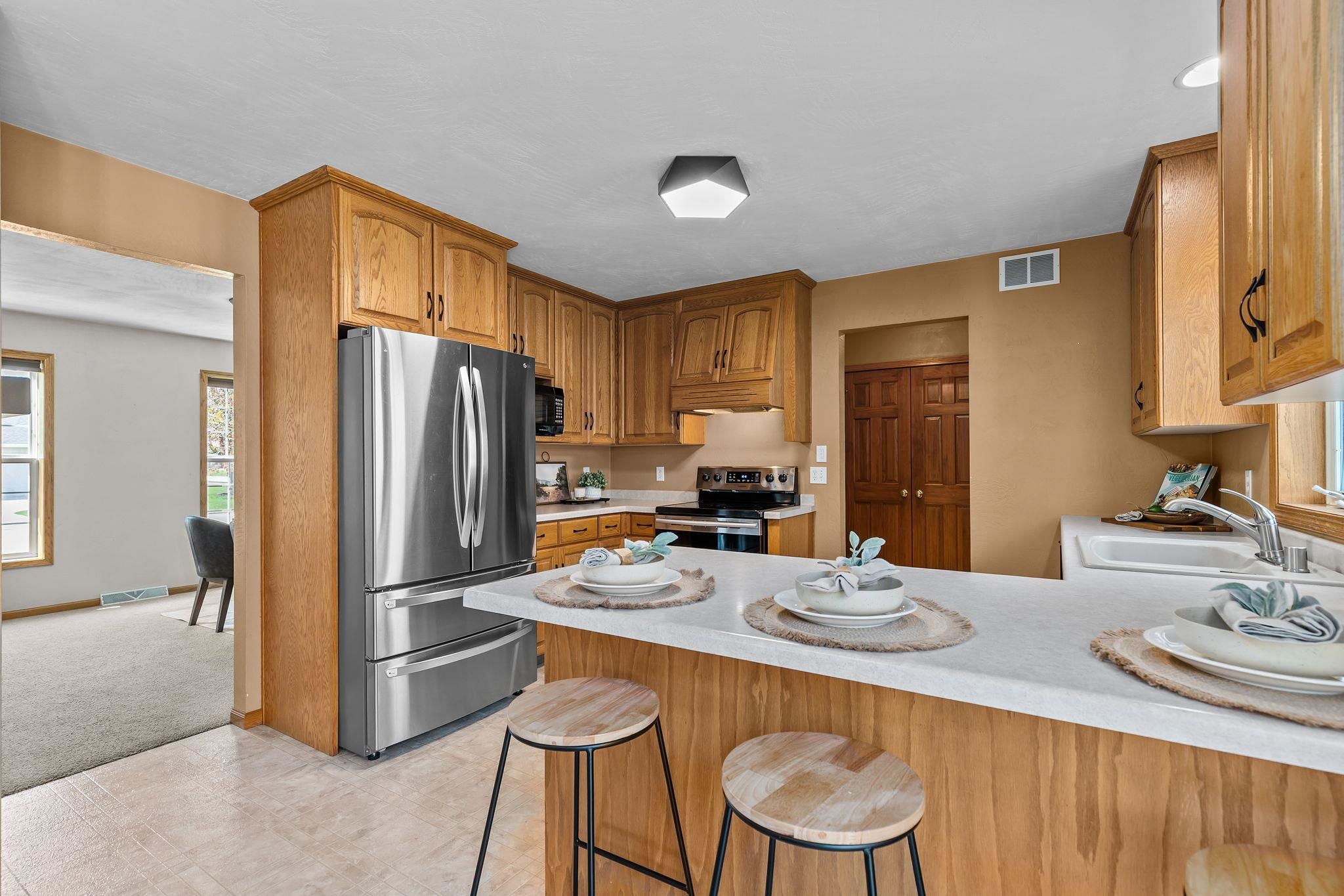 W5894 SWEET CLOVER Drive
