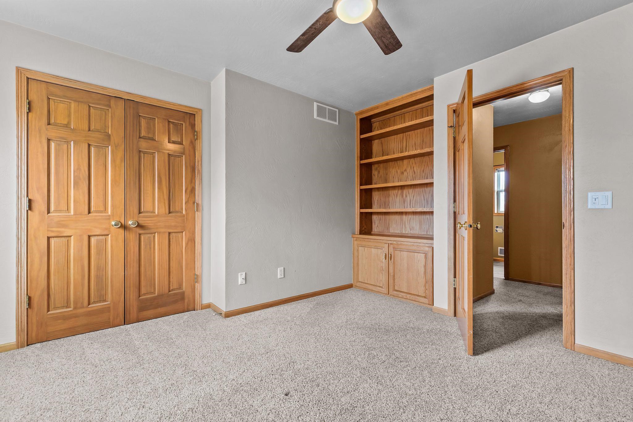W5894 SWEET CLOVER Drive
