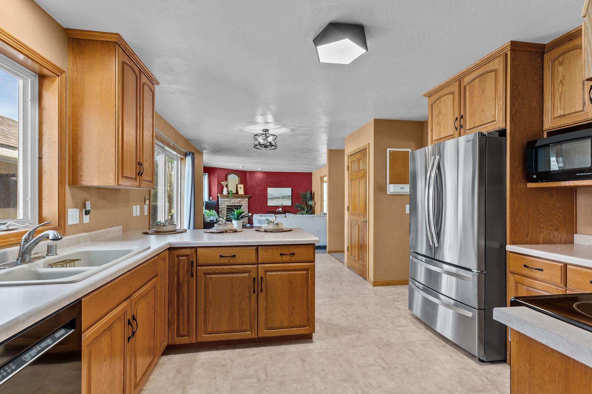 W5894 SWEET CLOVER Drive