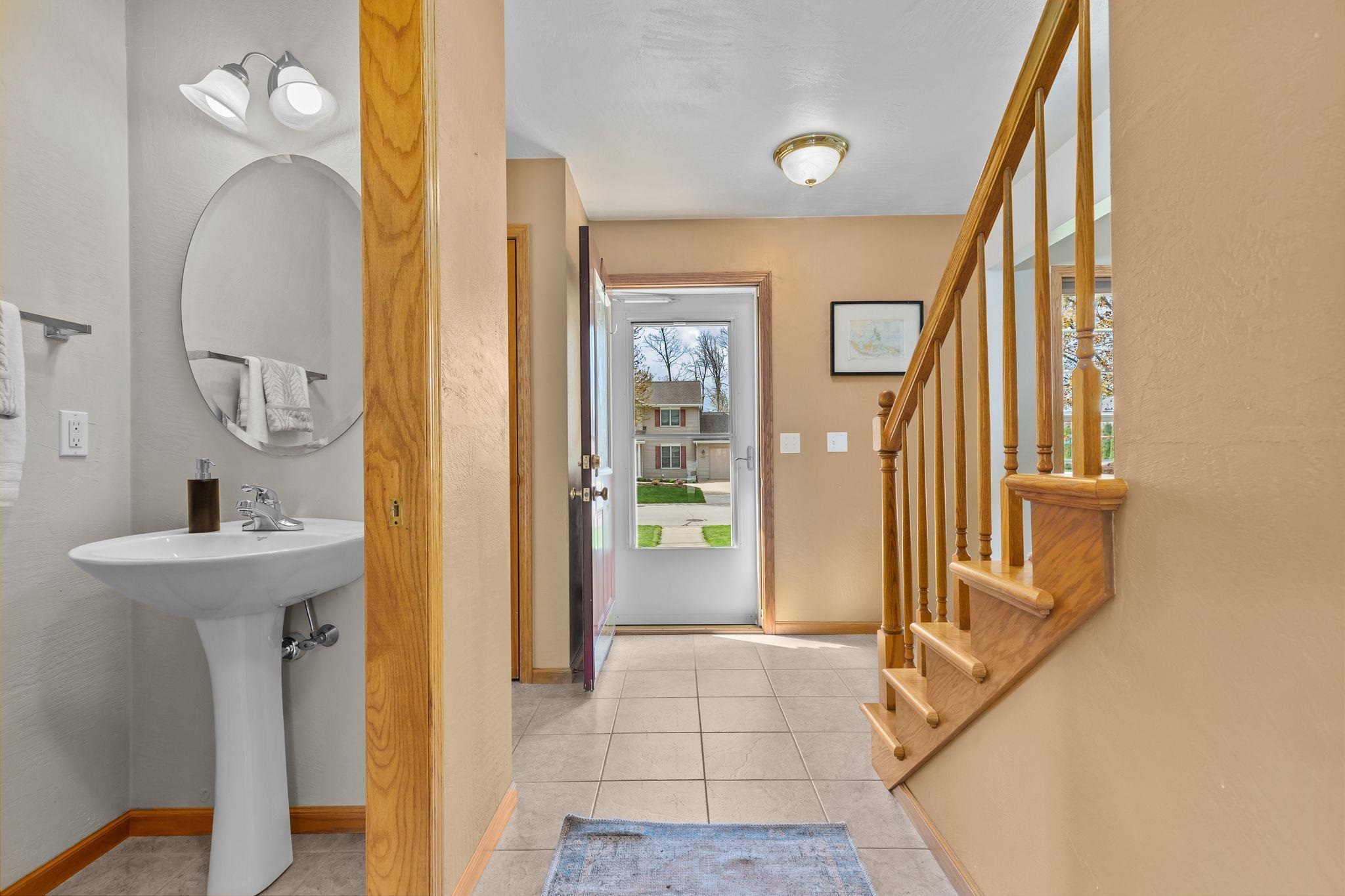 W5894 SWEET CLOVER Drive
