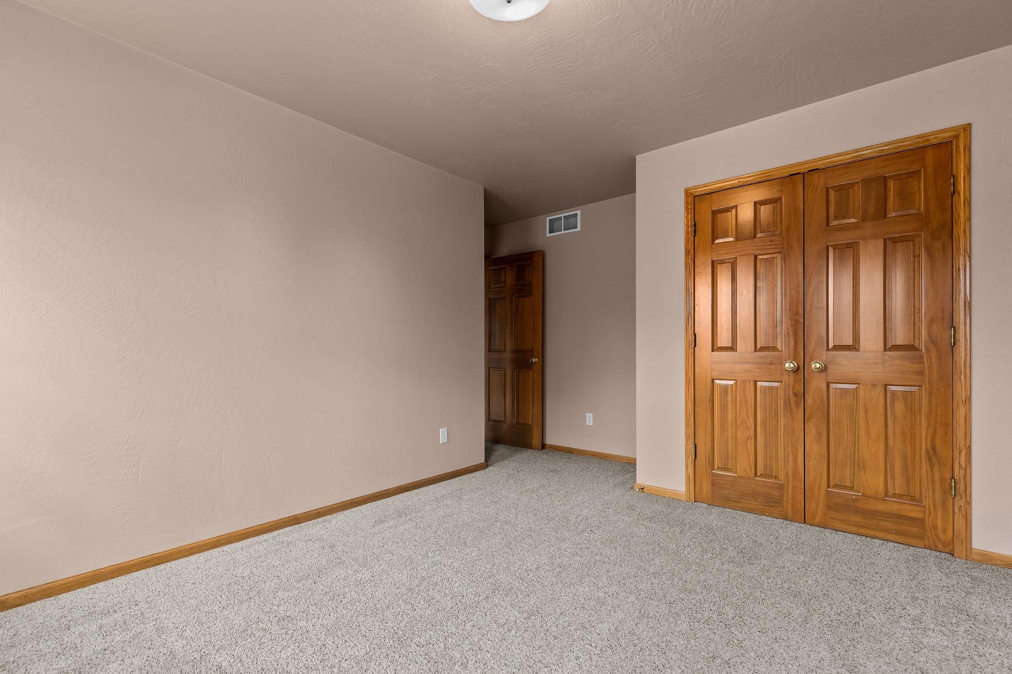 W5894 SWEET CLOVER Drive