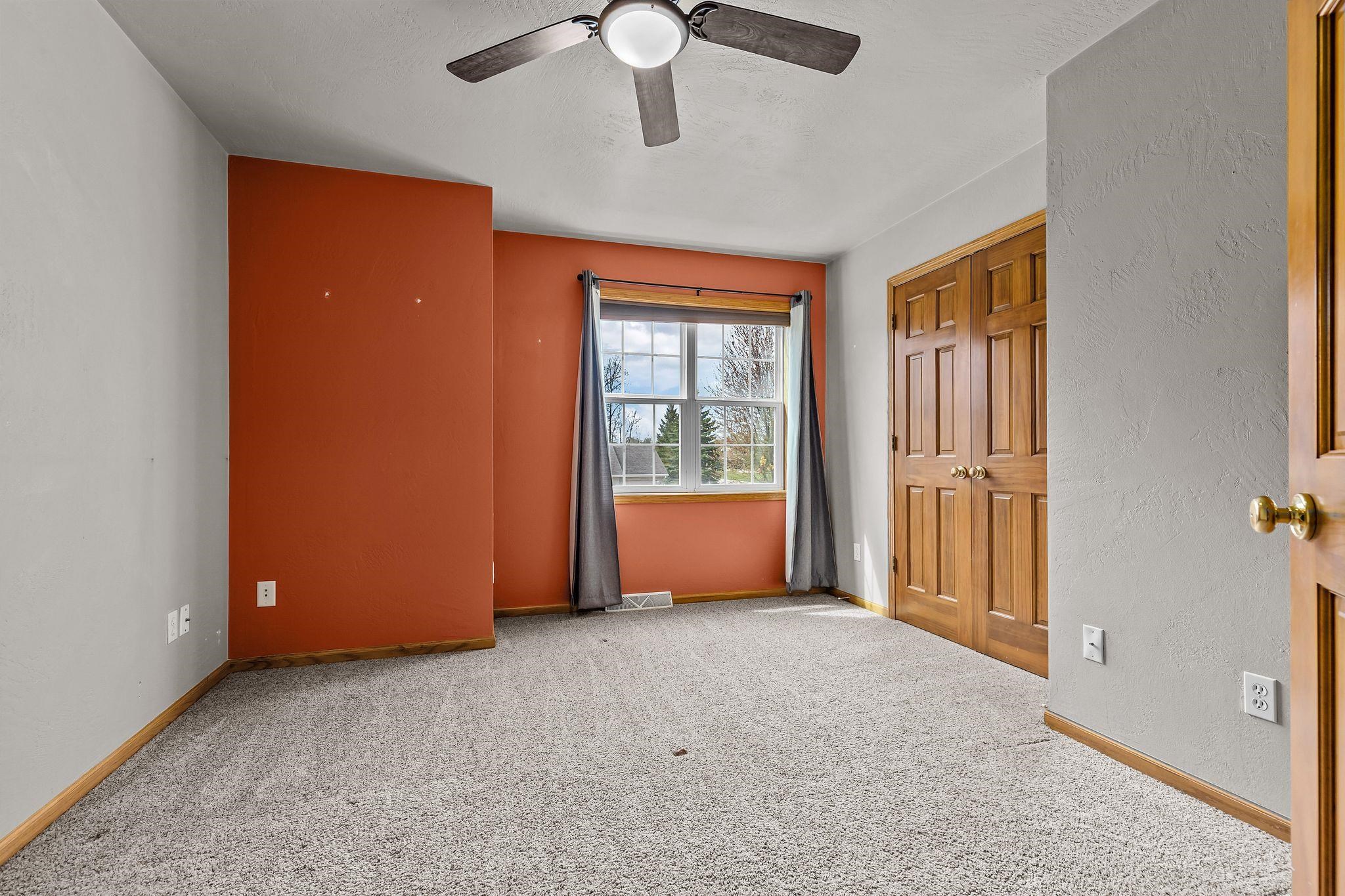 W5894 SWEET CLOVER Drive