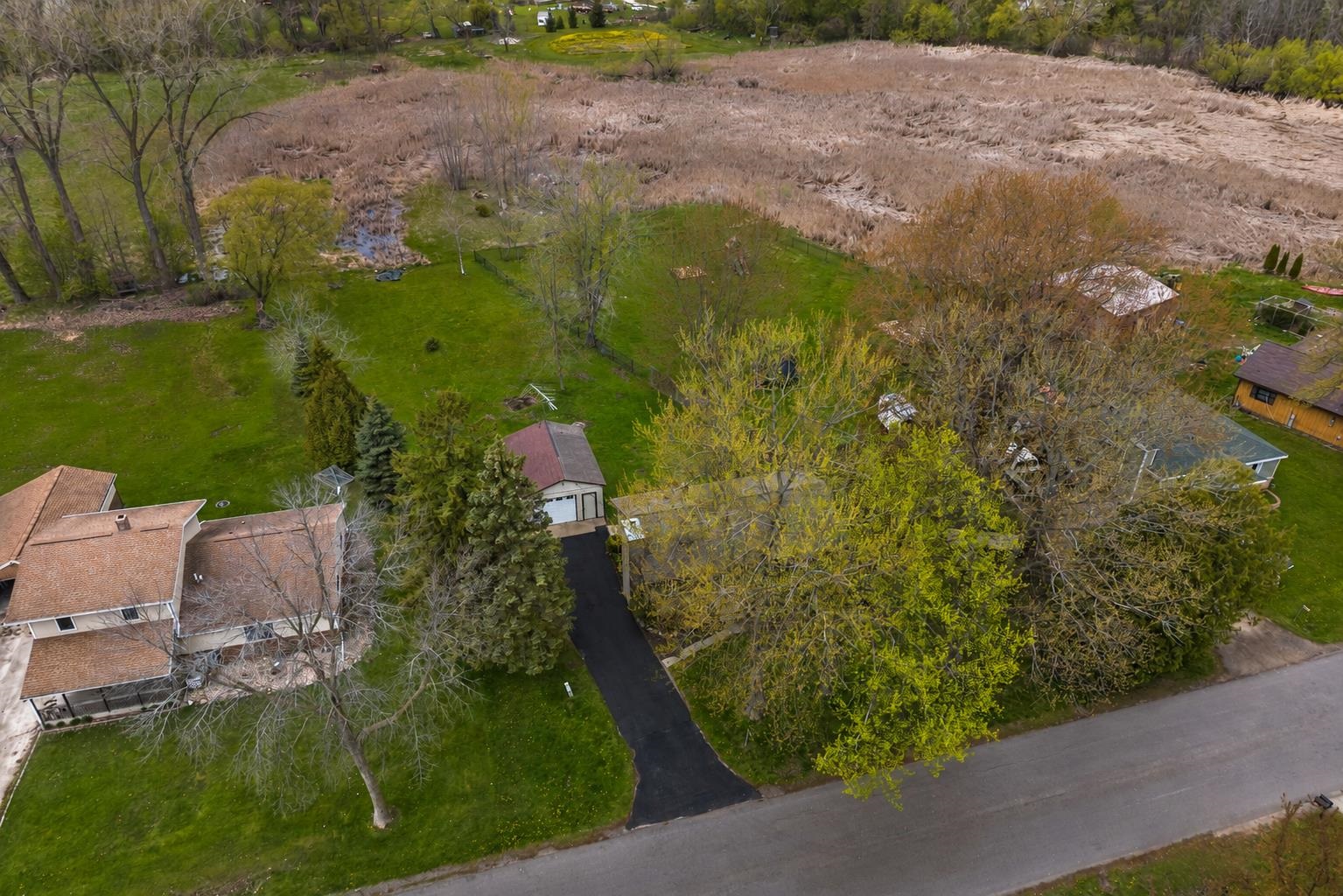 607 HUNTERS POINT Road