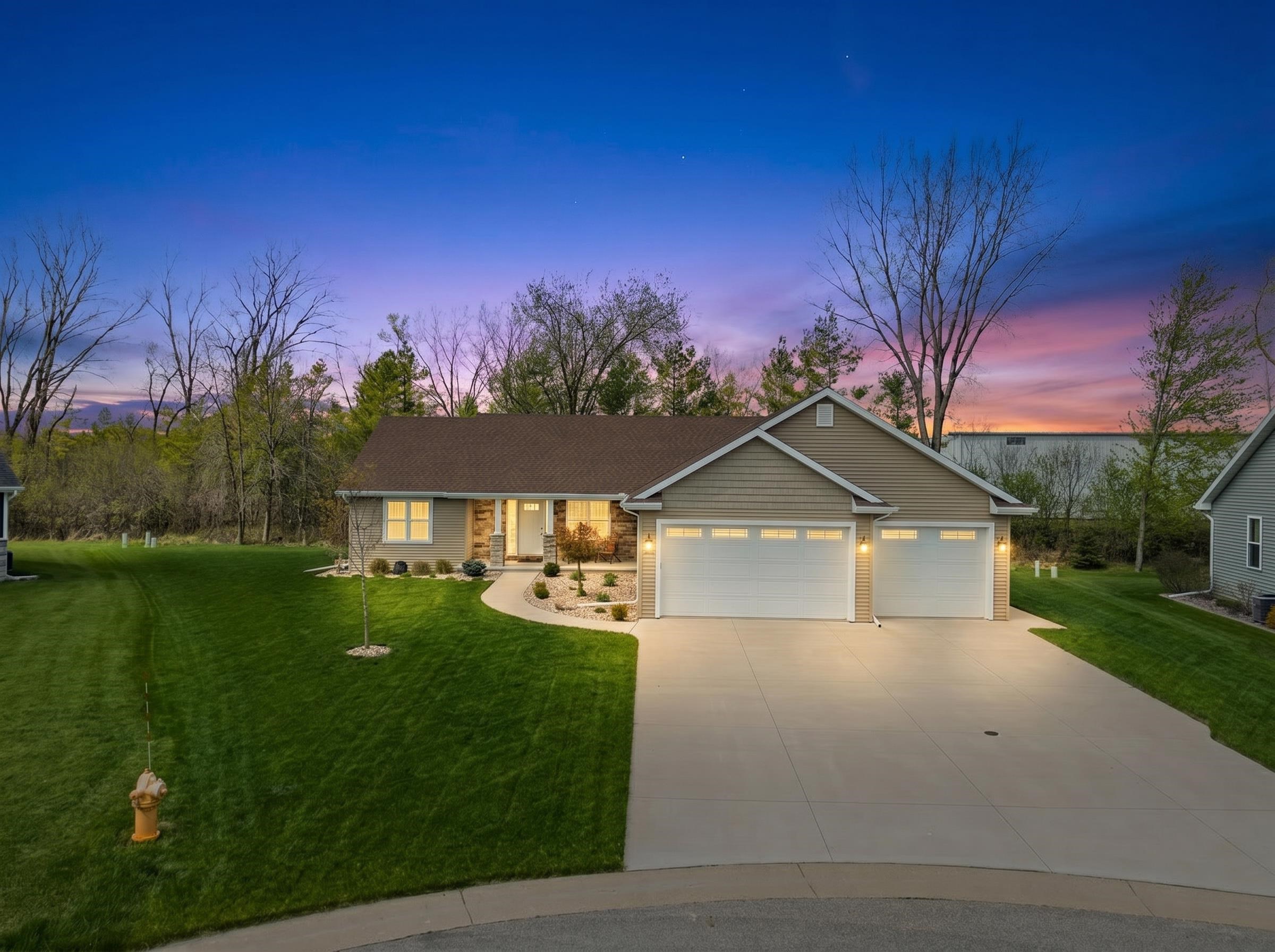 2078 S SUGAR Court