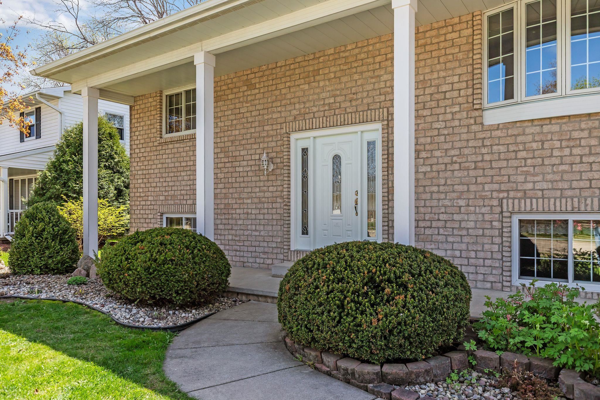 707 PIERCE Avenue