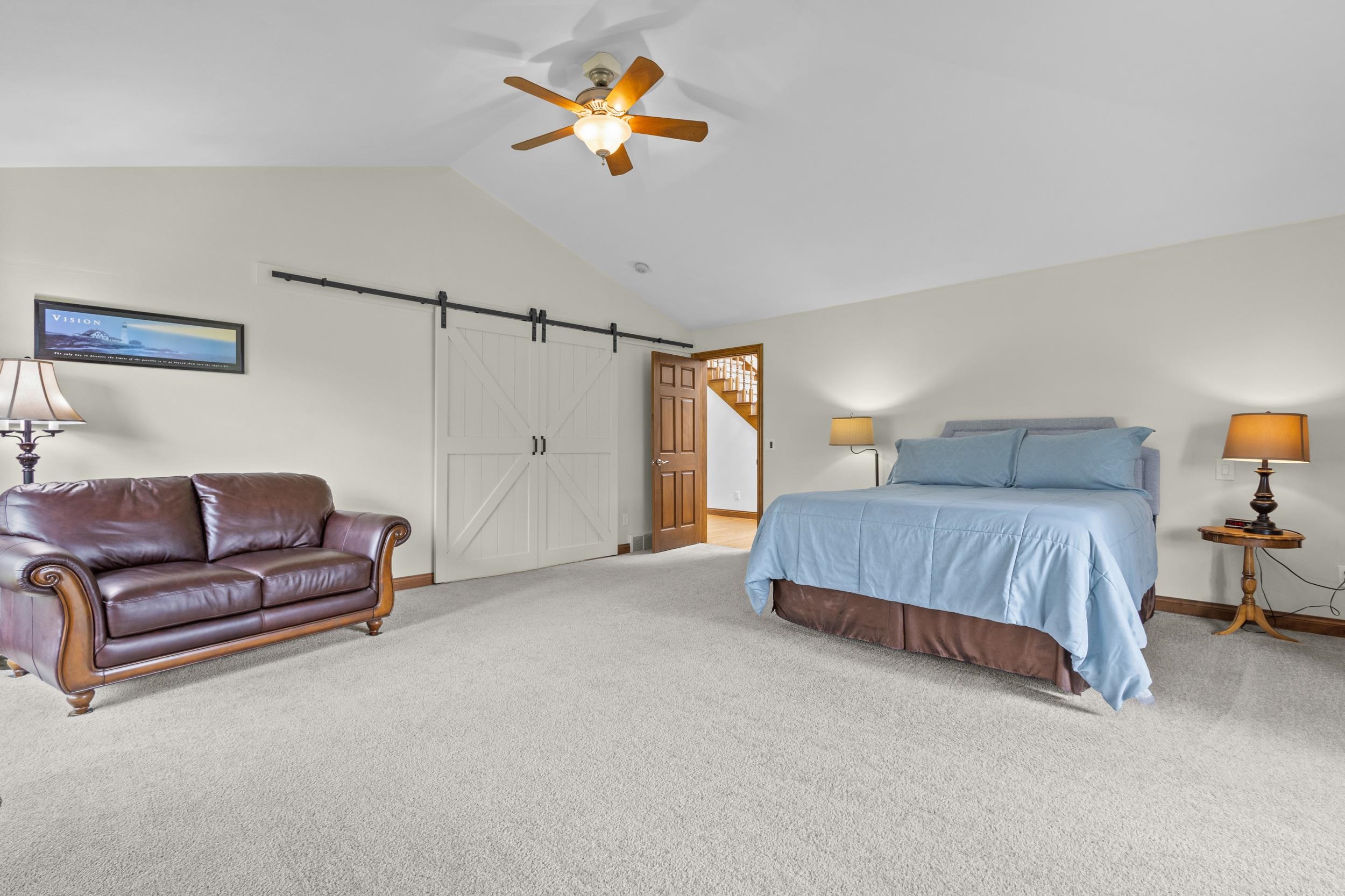 3022 FAIRWINDS Drive