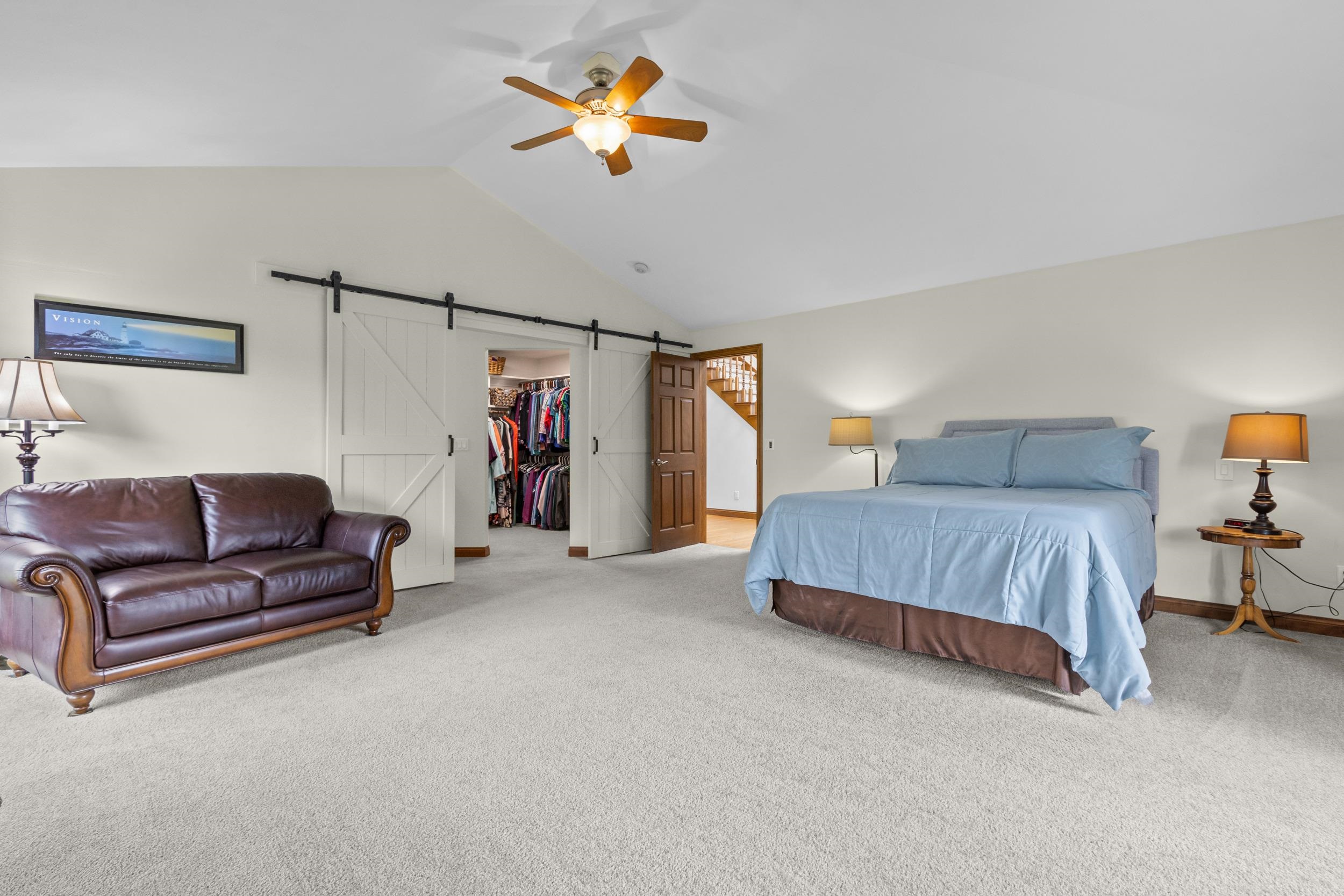 3022 FAIRWINDS Drive