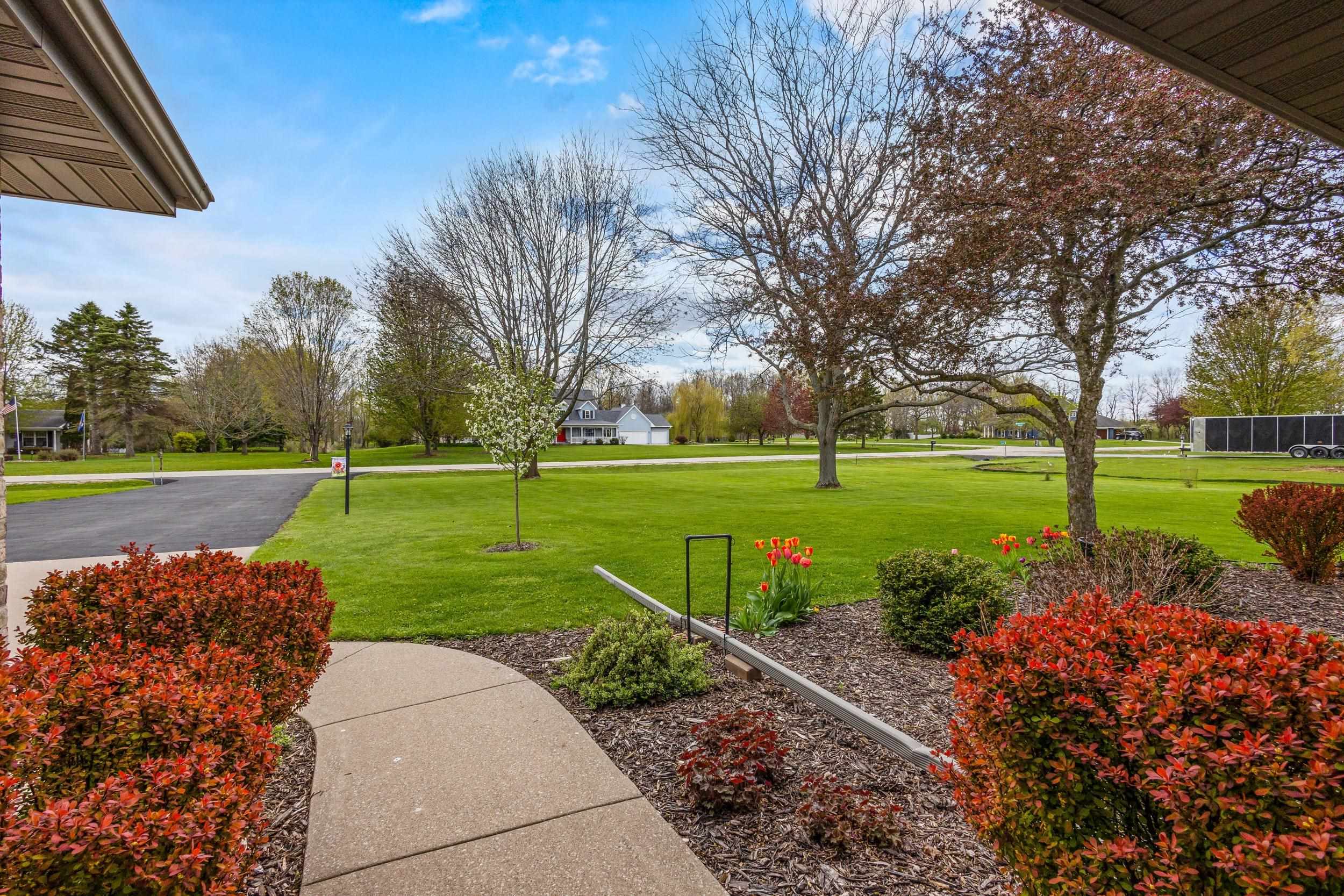 3022 FAIRWINDS Drive