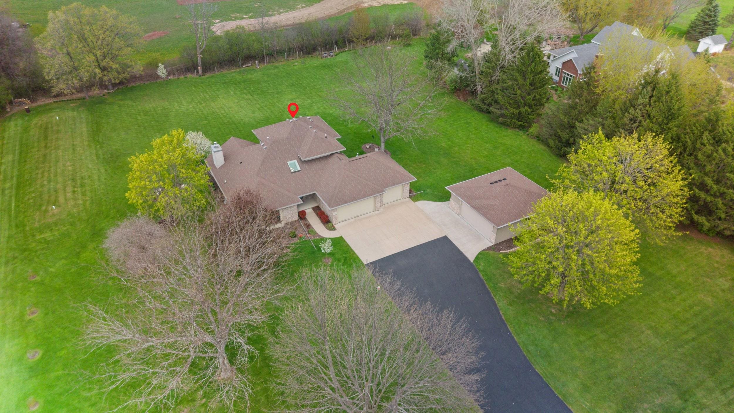 3022 FAIRWINDS Drive