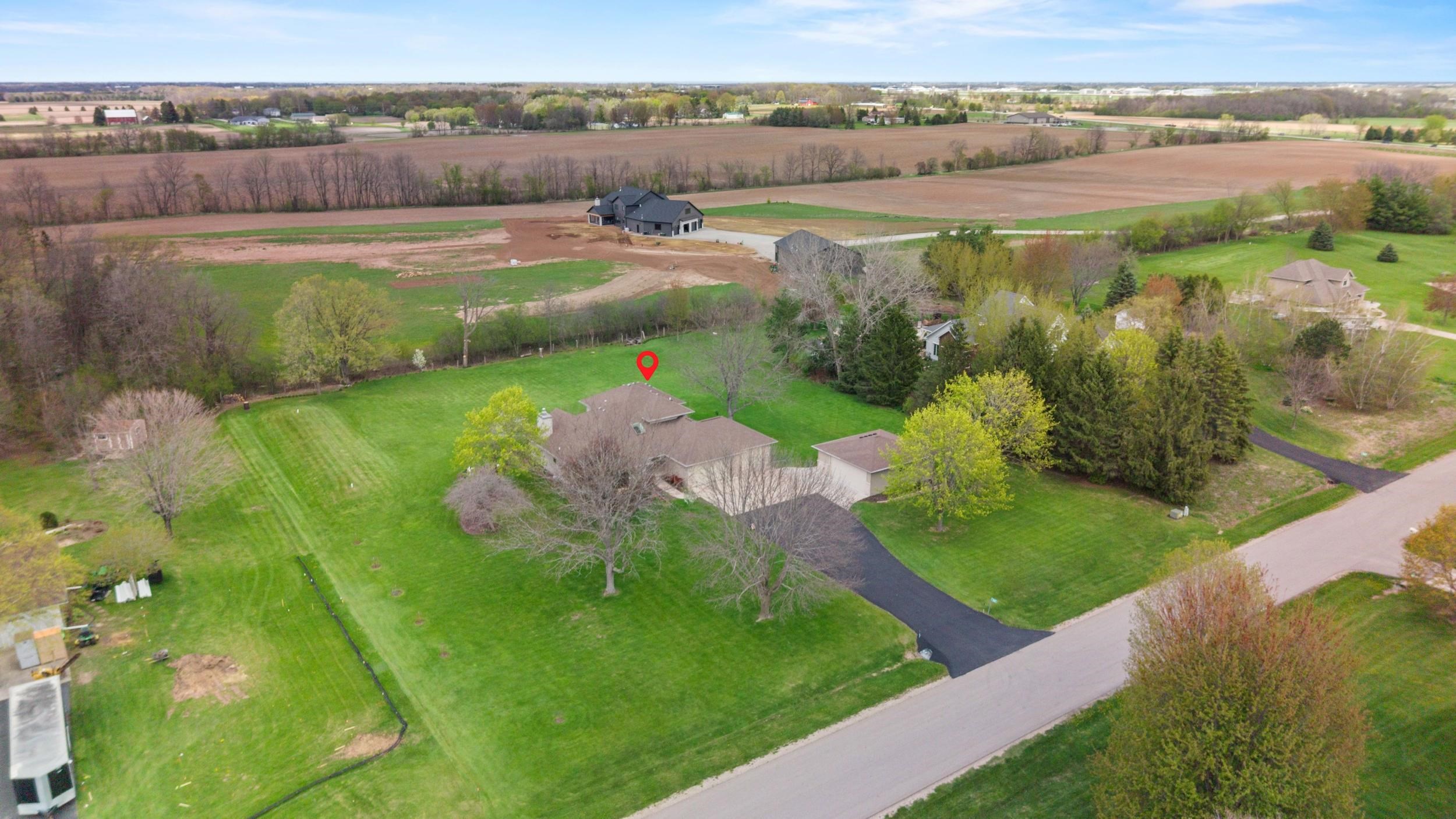 3022 FAIRWINDS Drive