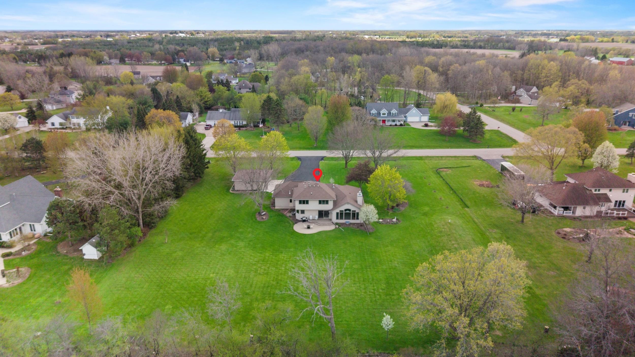 3022 FAIRWINDS Drive