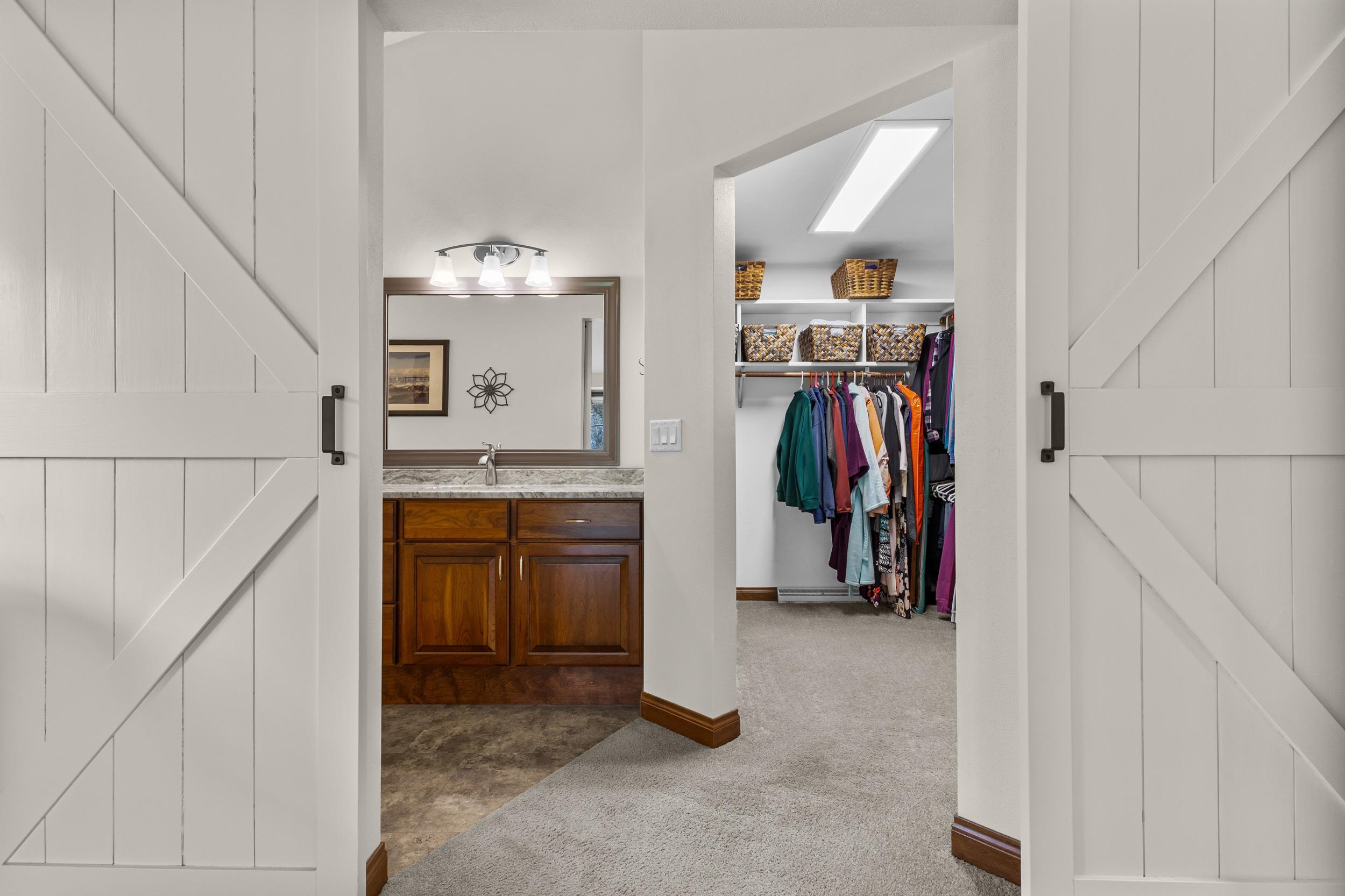 3022 FAIRWINDS Drive