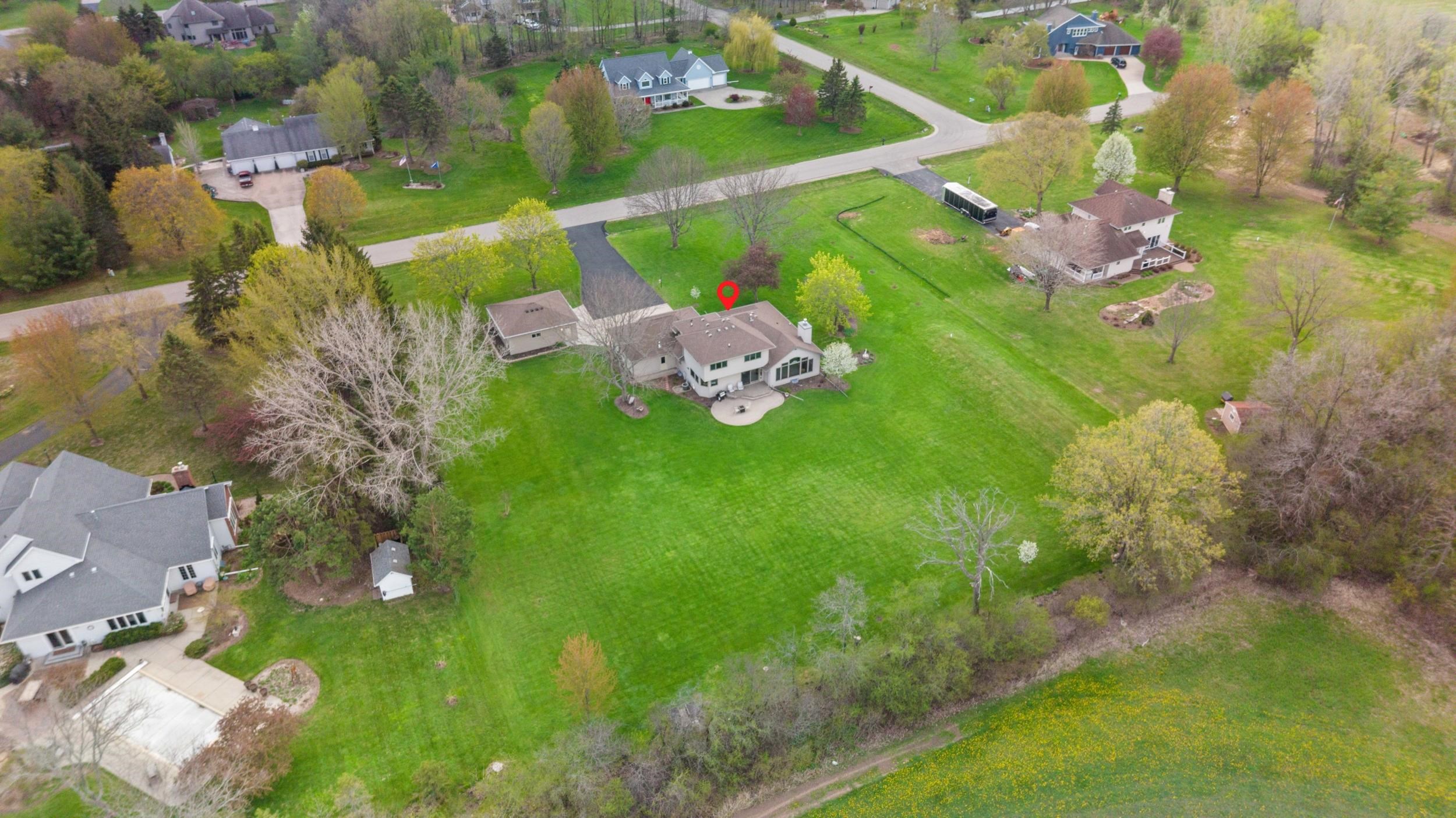3022 FAIRWINDS Drive