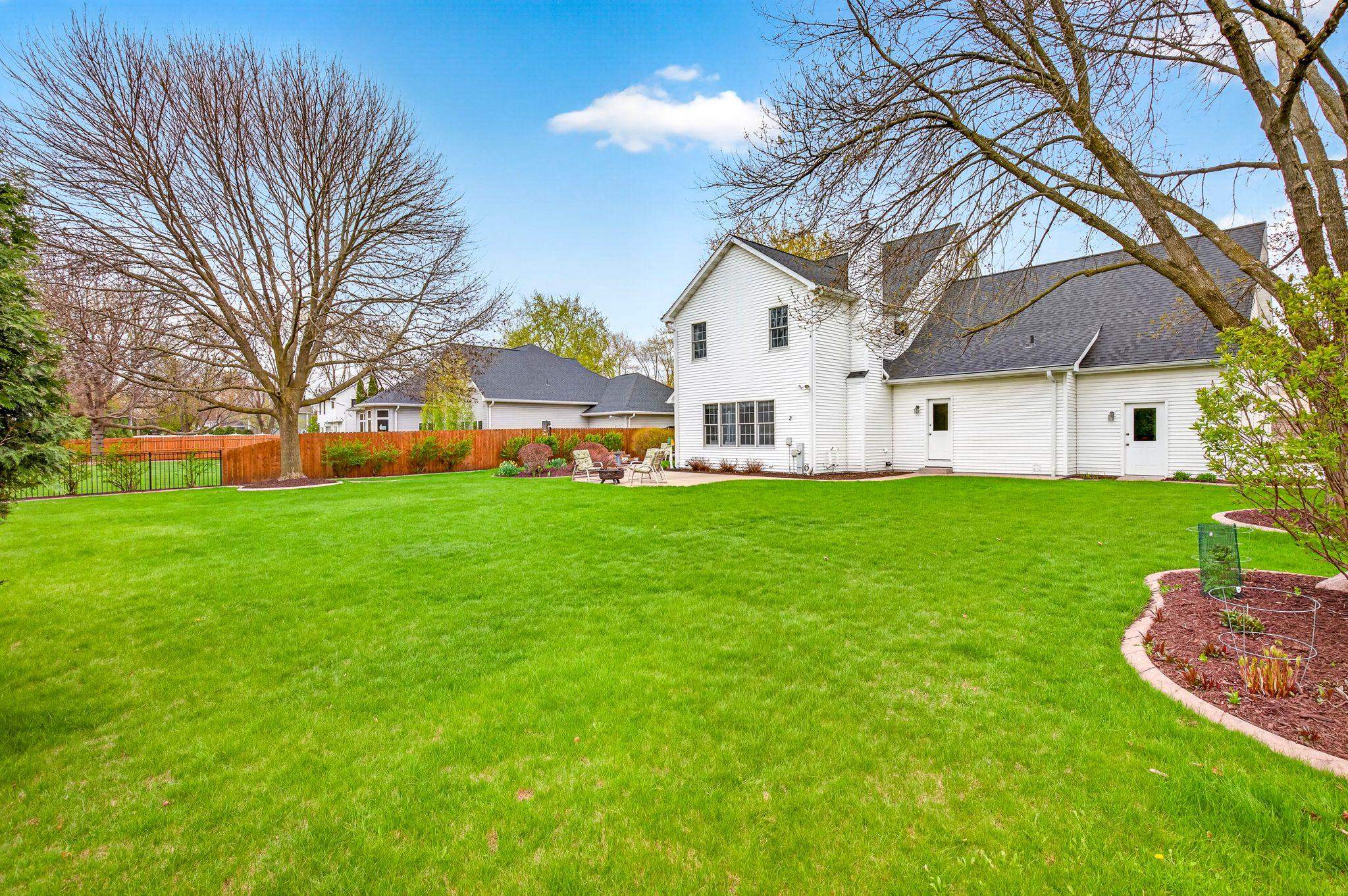 4120 N WINDCROSS Drive