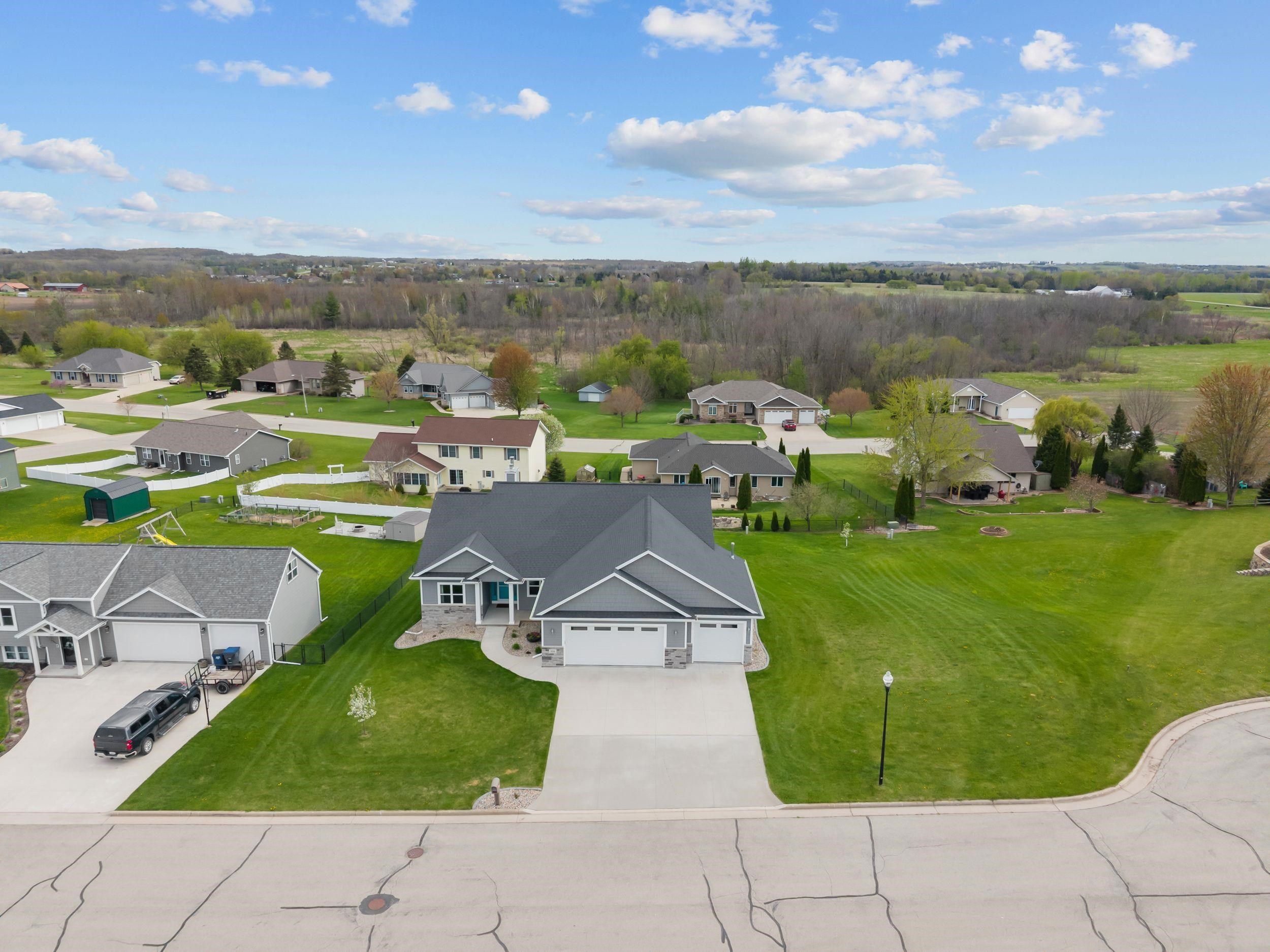 306 ASHTIN Way