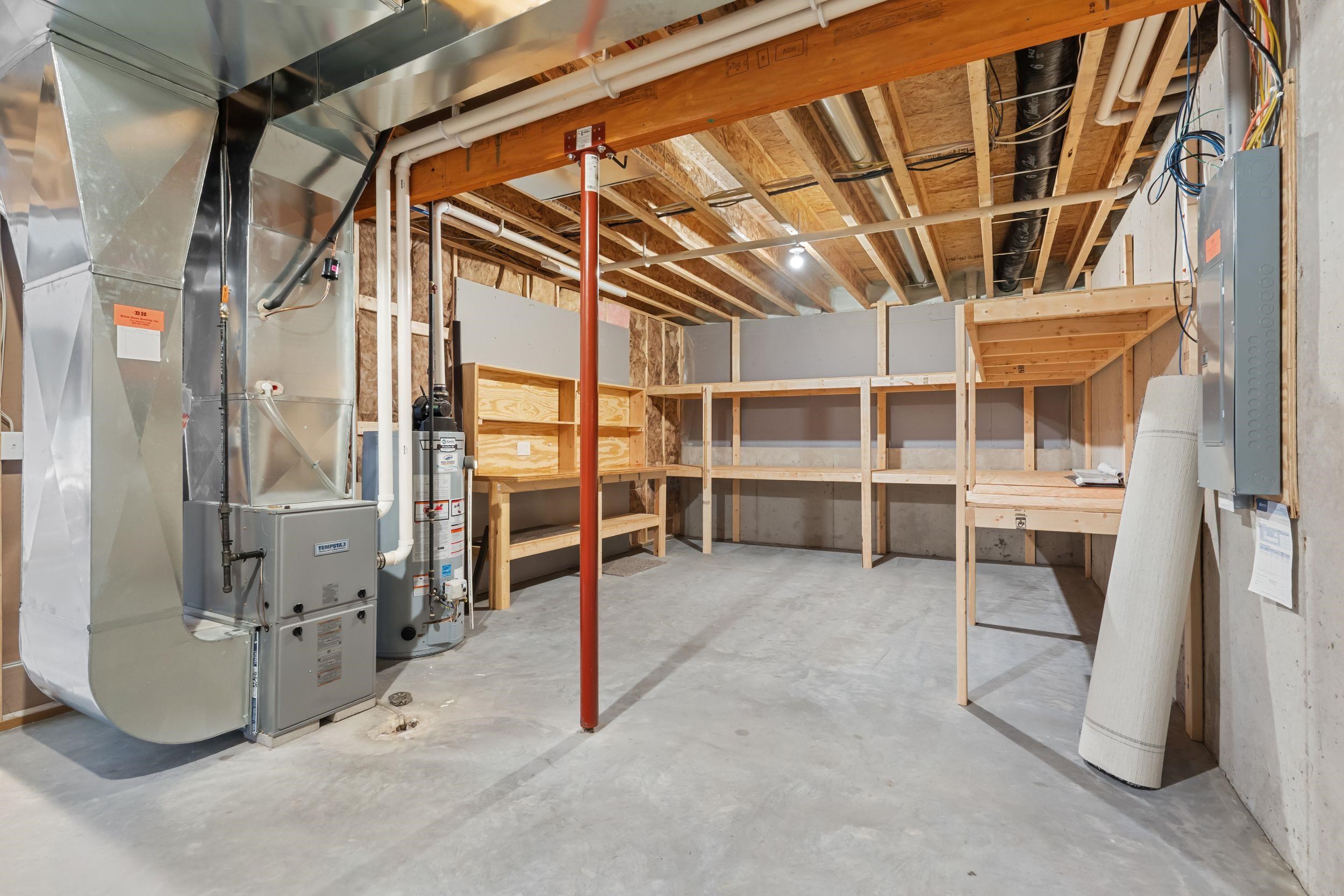 306 ASHTIN Way